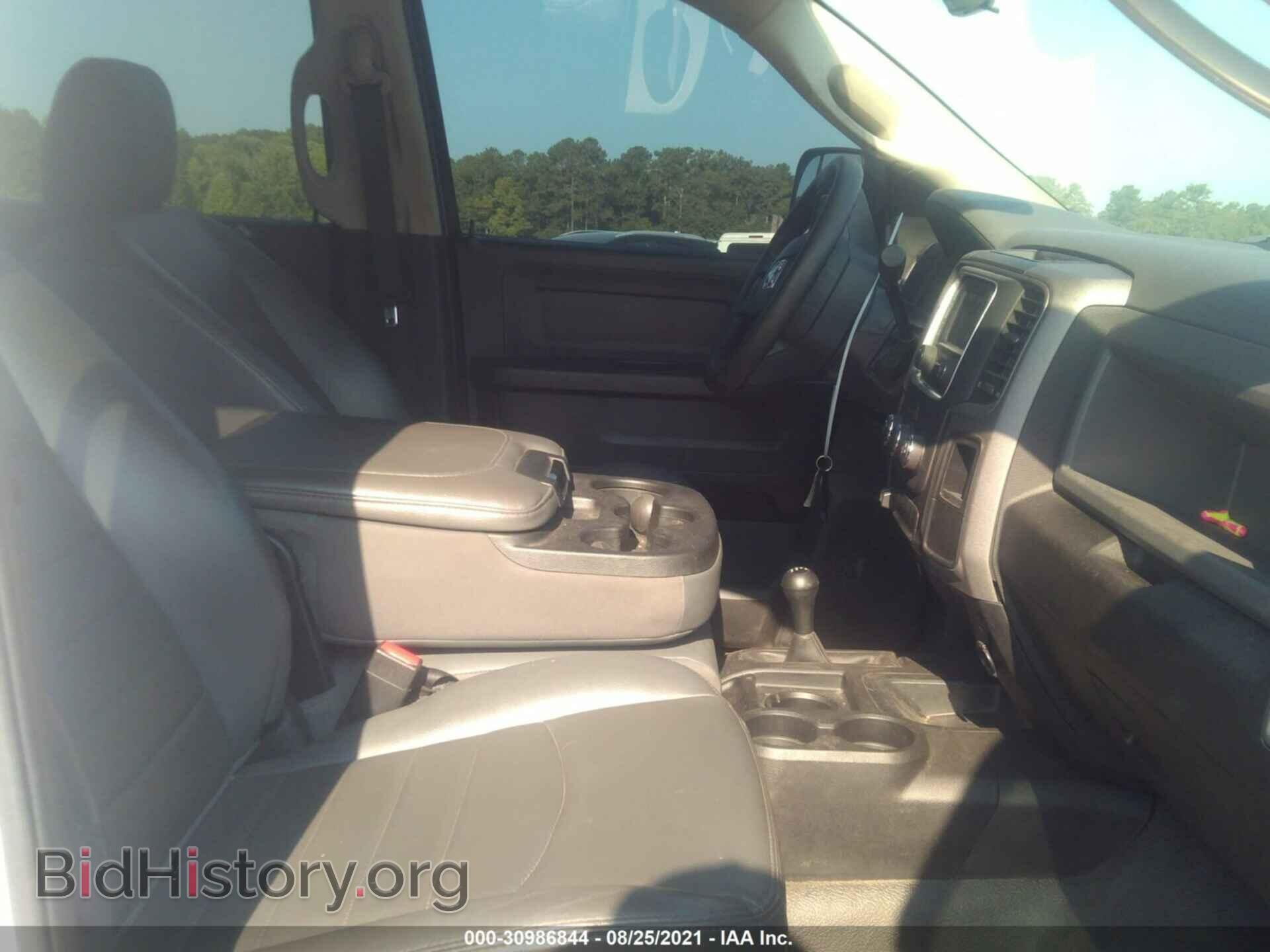 2016 RAM 2500 - VIN: 3C6TR5HT6GG341124 - Фото 5