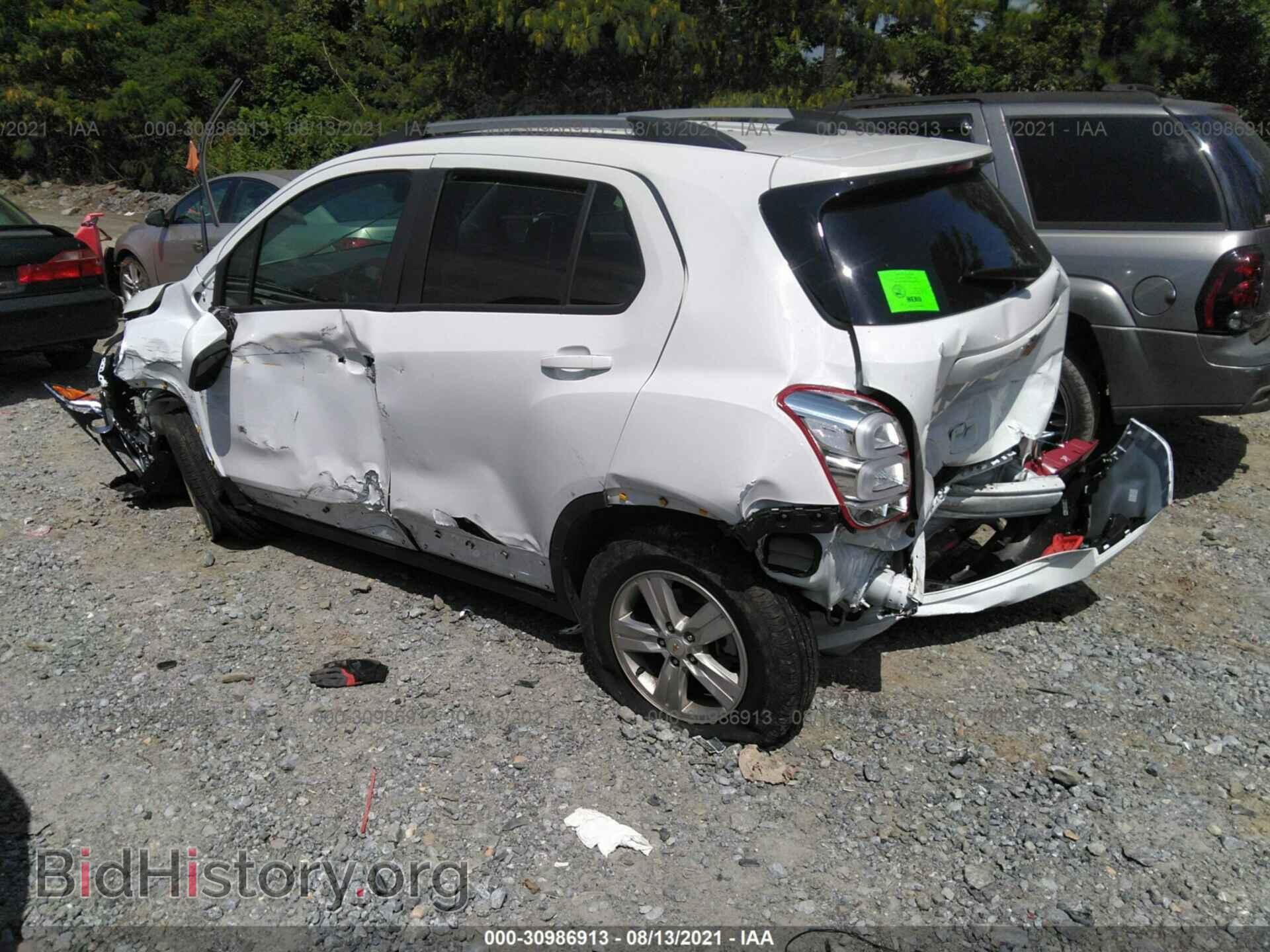 2021 CHEVROLET TRAX - VIN: KL7CJPSB0MB329564 - Фото 3