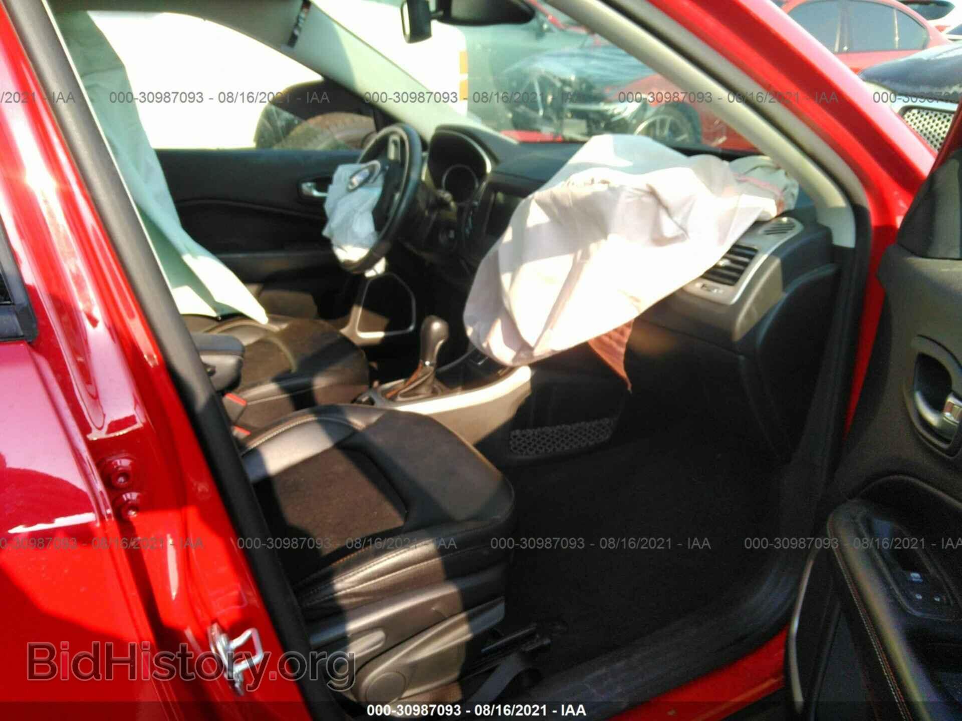 2020 JEEP COMPASS - VIN: 3C4NJCBB5LT241630 - Фото 5