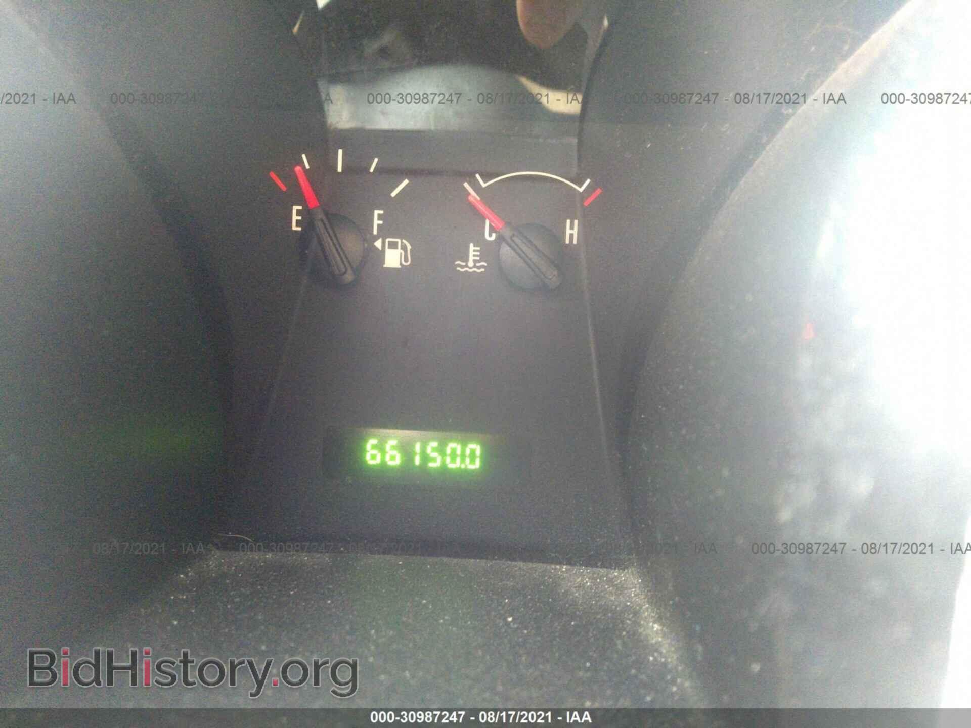 2007 FORD MUSTANG - VIN: 1ZVFT84N875280430 - Фото 7