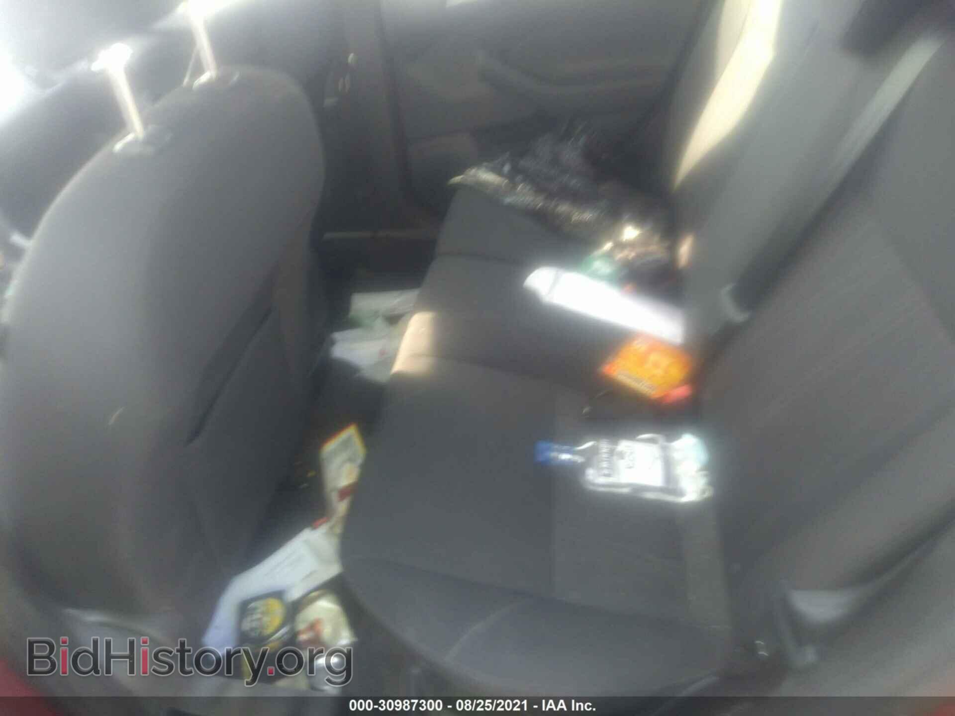 2016 FORD FOCUS - VIN: 1FADP3K26GL392123 - Фото 8
