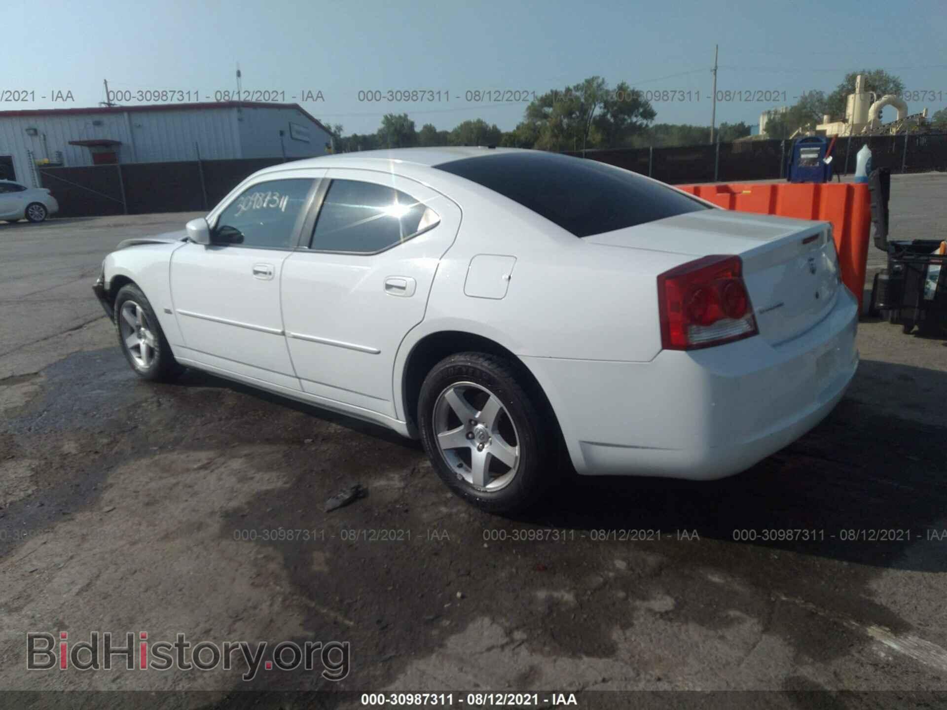 2010 DODGE CHARGER - VIN: 2B3CA3CV7AH307490 - Фото 3