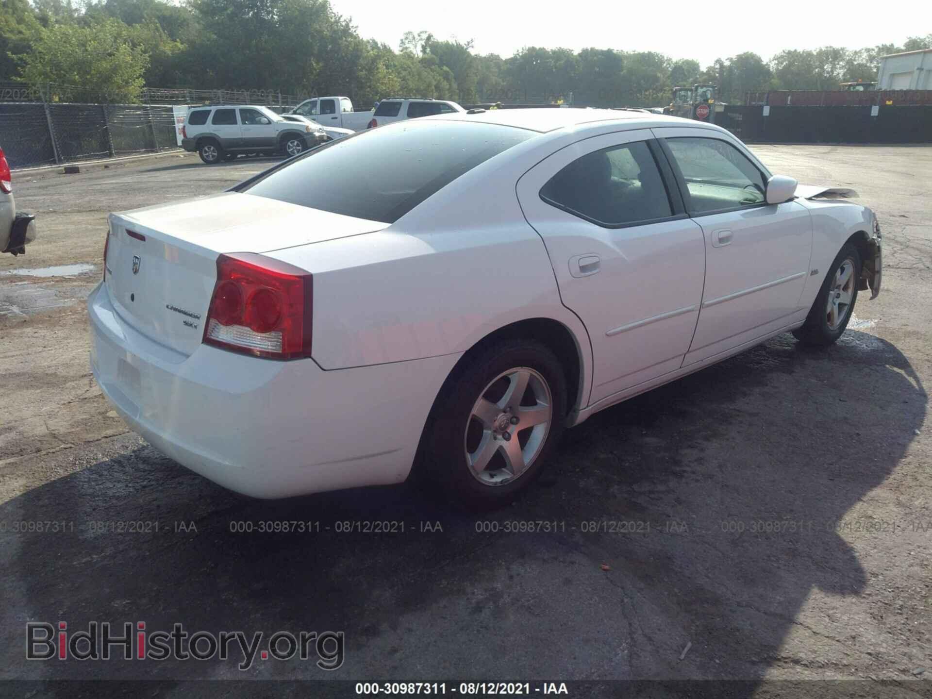 2010 DODGE CHARGER - VIN: 2B3CA3CV7AH307490 - Фото 4