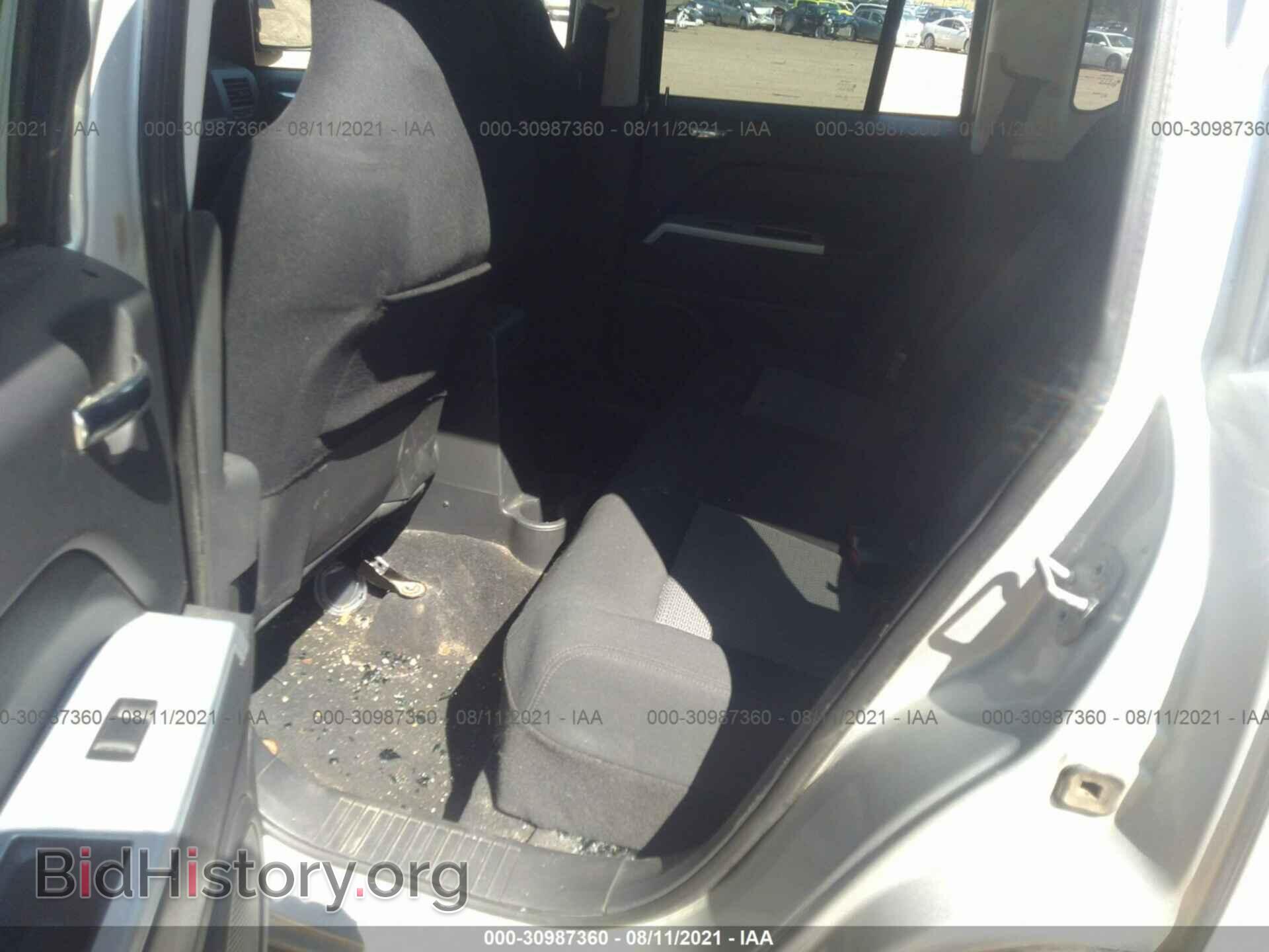 2008 JEEP COMPASS - VIN: 1J8FT47W88D549820 - Фото 8