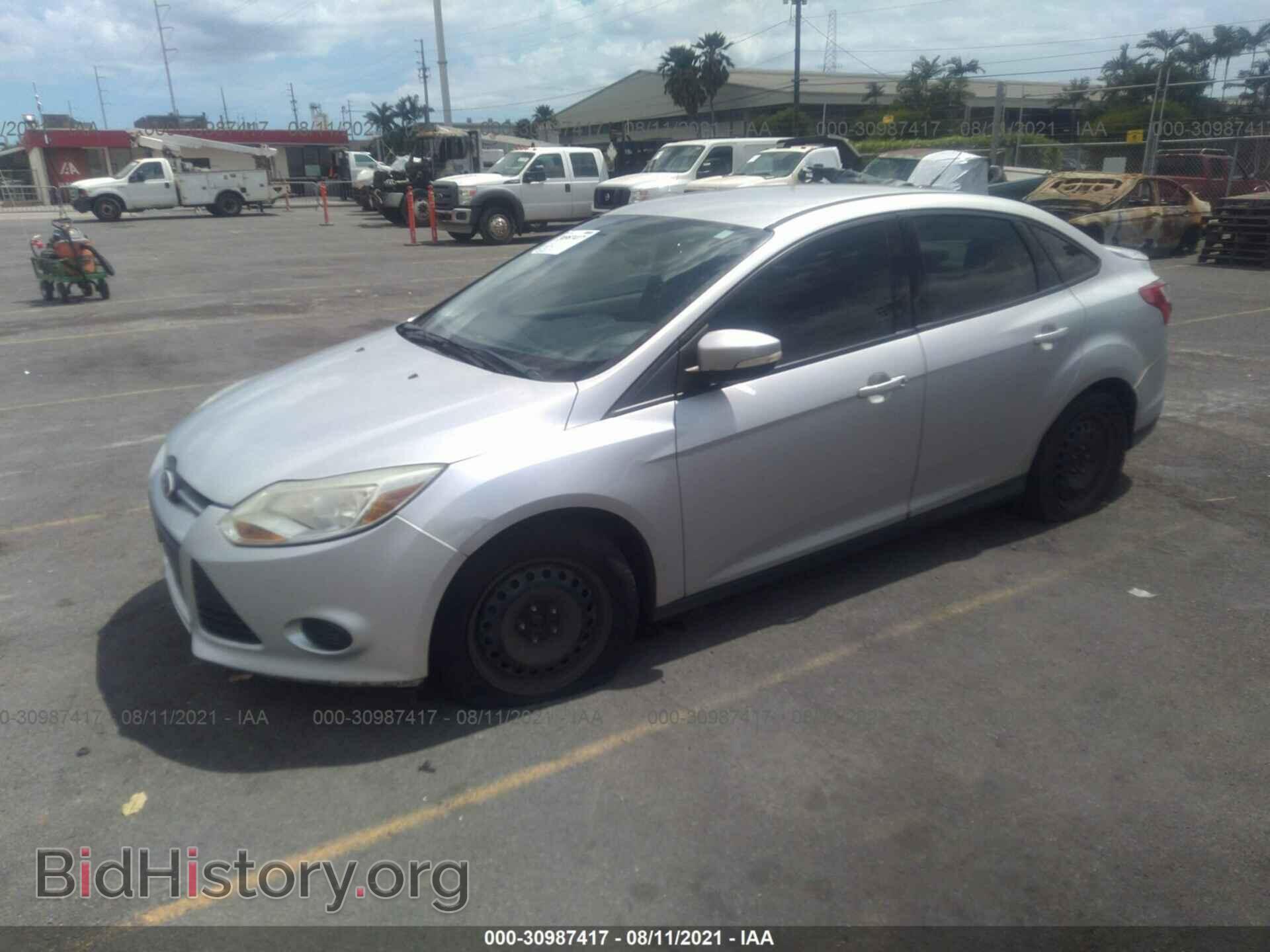 2013 FORD FOCUS - VIN: 1FADP3F21DL363800 - Фото 2