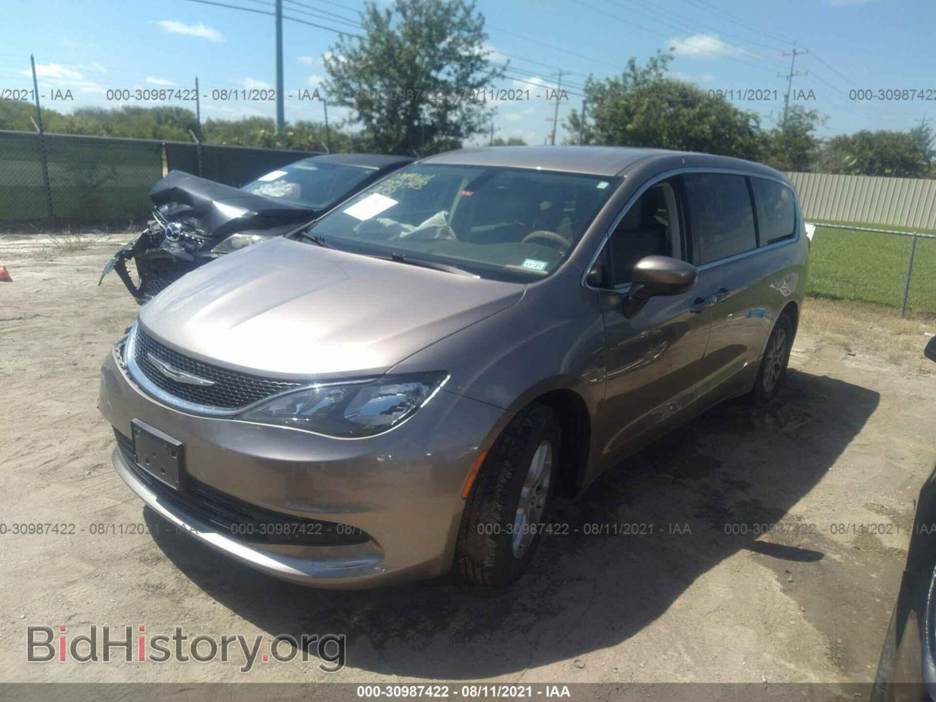 2017 CHRYSLER PACIFICA - VIN: 2C4RC1DG7HR588363 - Photo 2