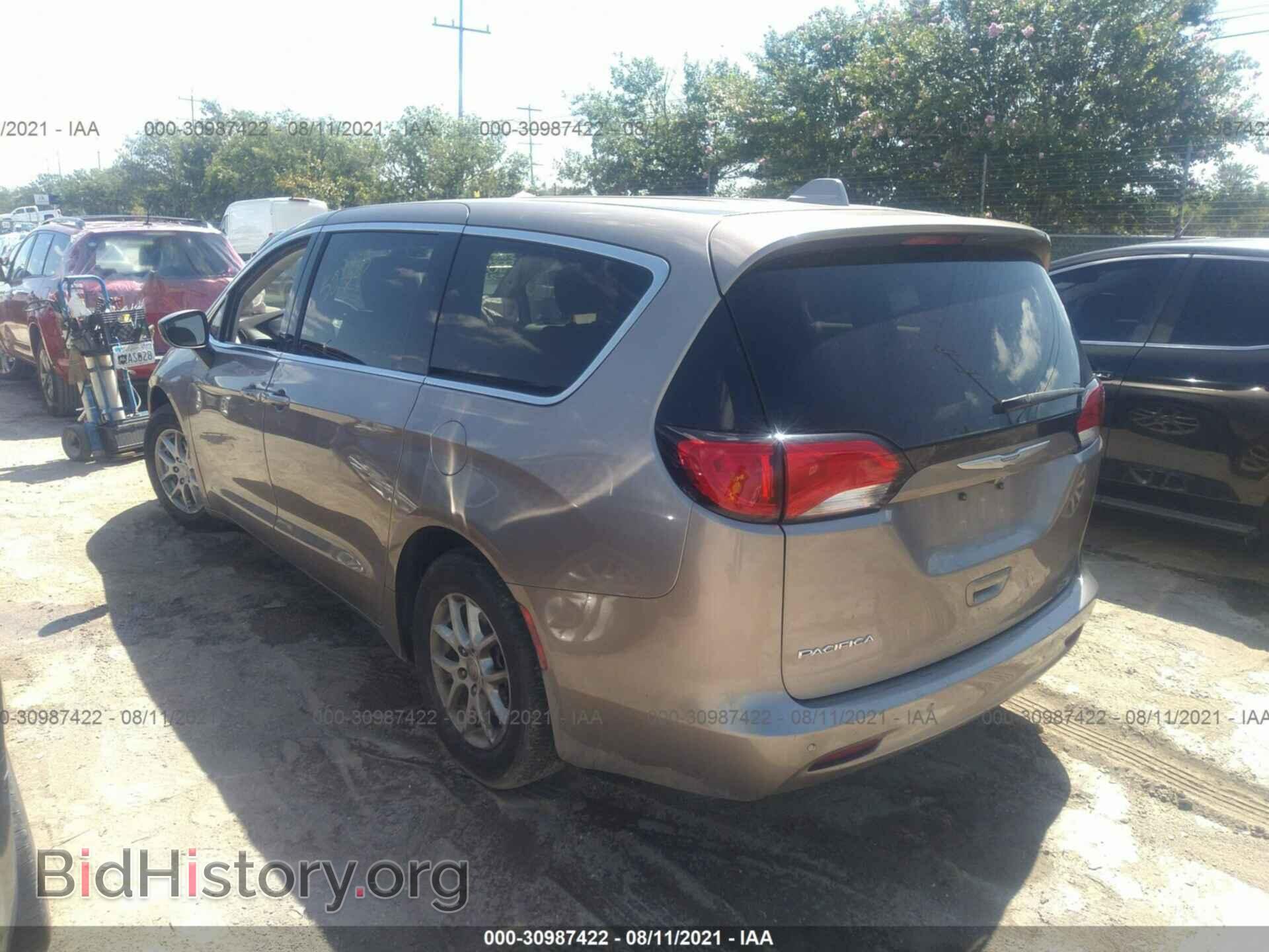 2017 CHRYSLER PACIFICA - VIN: 2C4RC1DG7HR588363 - Photo 3