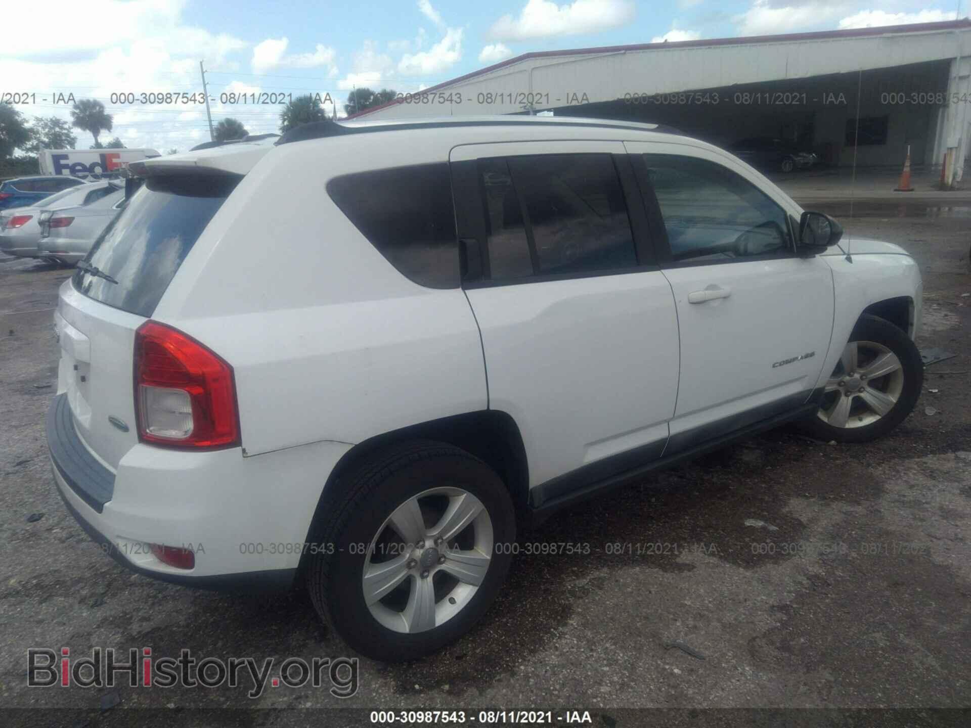 2011 JEEP COMPASS - VIN: 1J4NT1FB2BD151942 - Фото 4