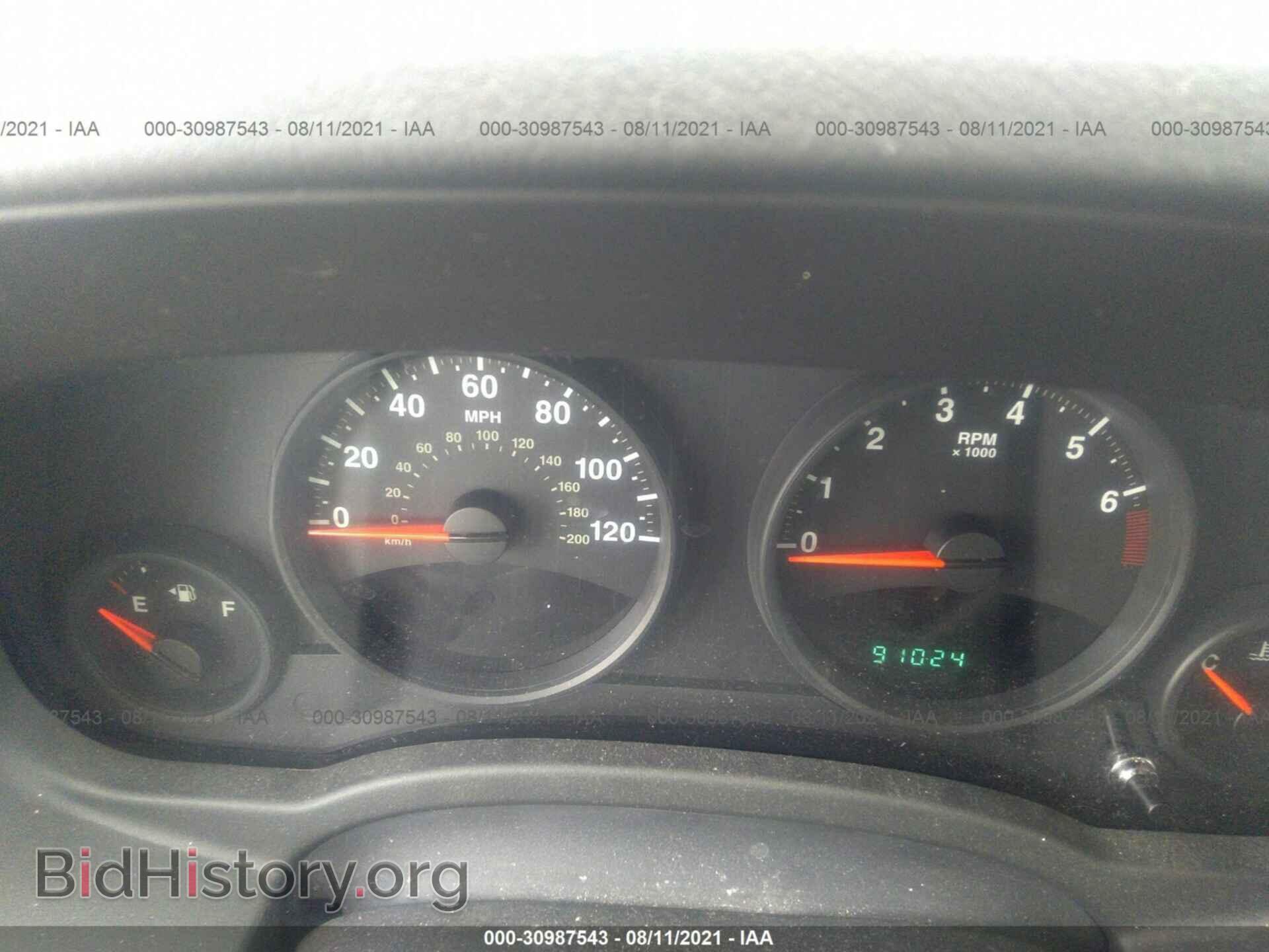 2011 JEEP COMPASS - VIN: 1J4NT1FB2BD151942 - Фото 7