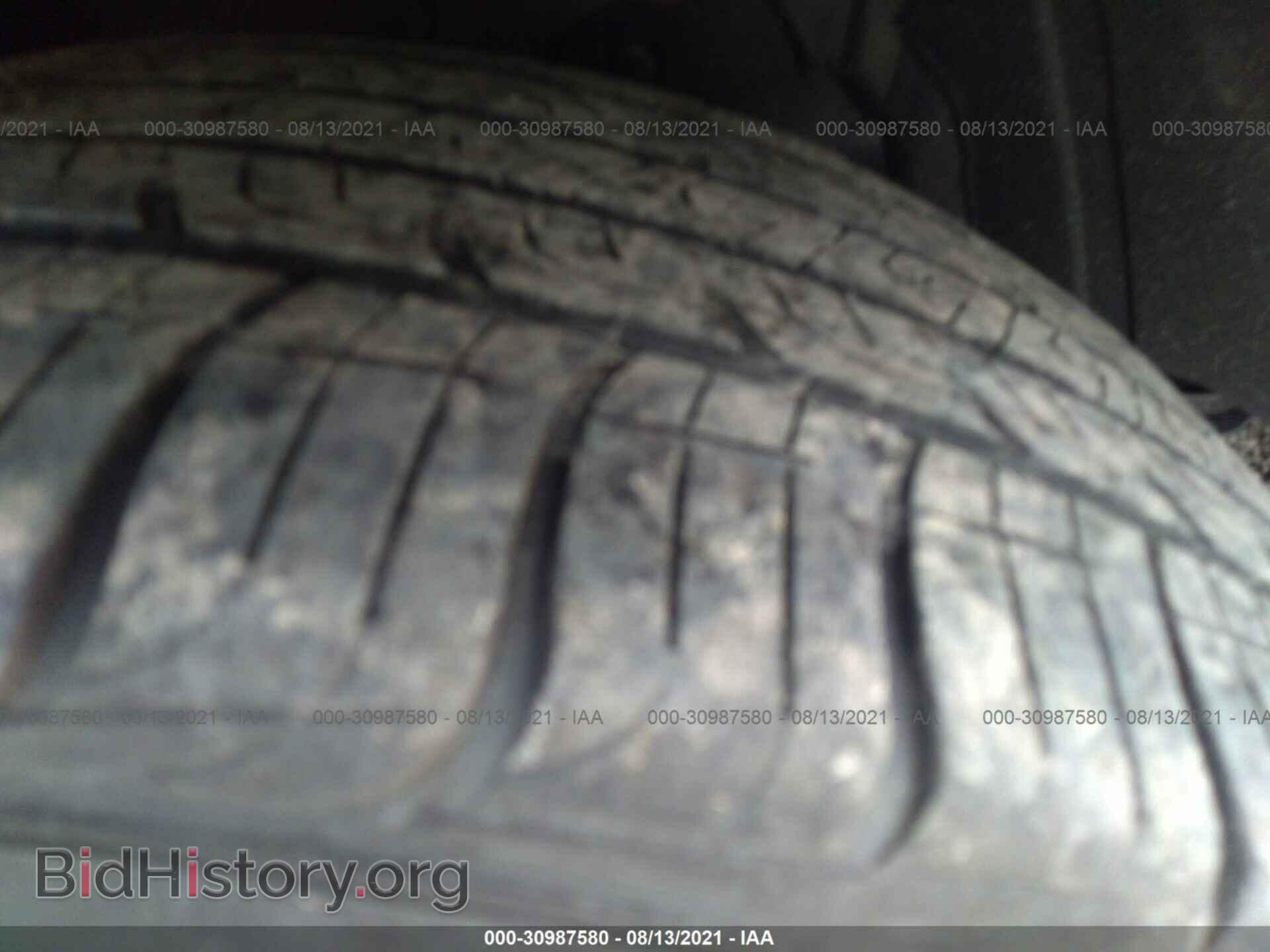2011 MAZDA MAZDA3 - VIN: JM1BL1UF4B1381868 - Фото 14