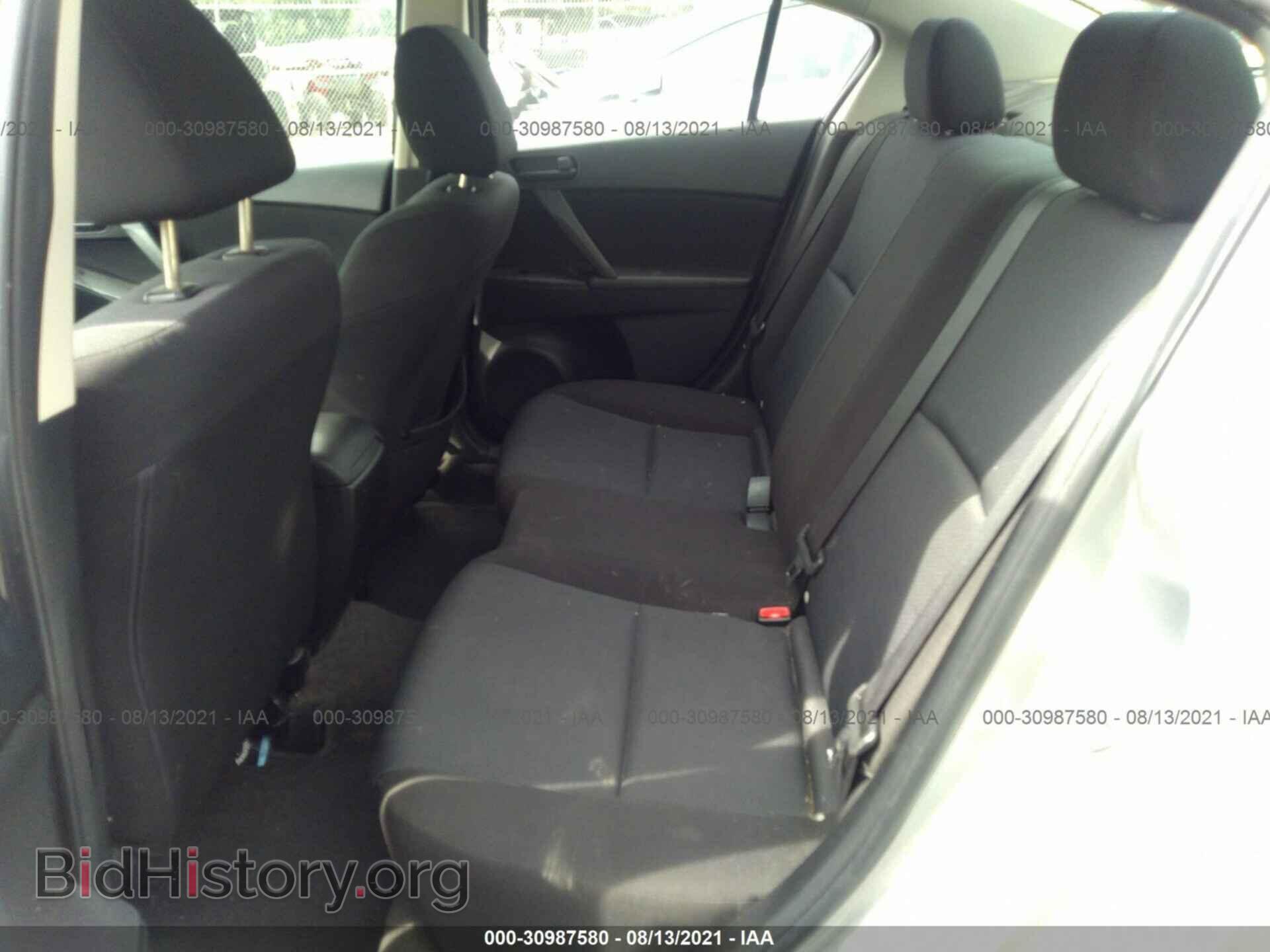 2011 MAZDA MAZDA3 - VIN: JM1BL1UF4B1381868 - Фото 8