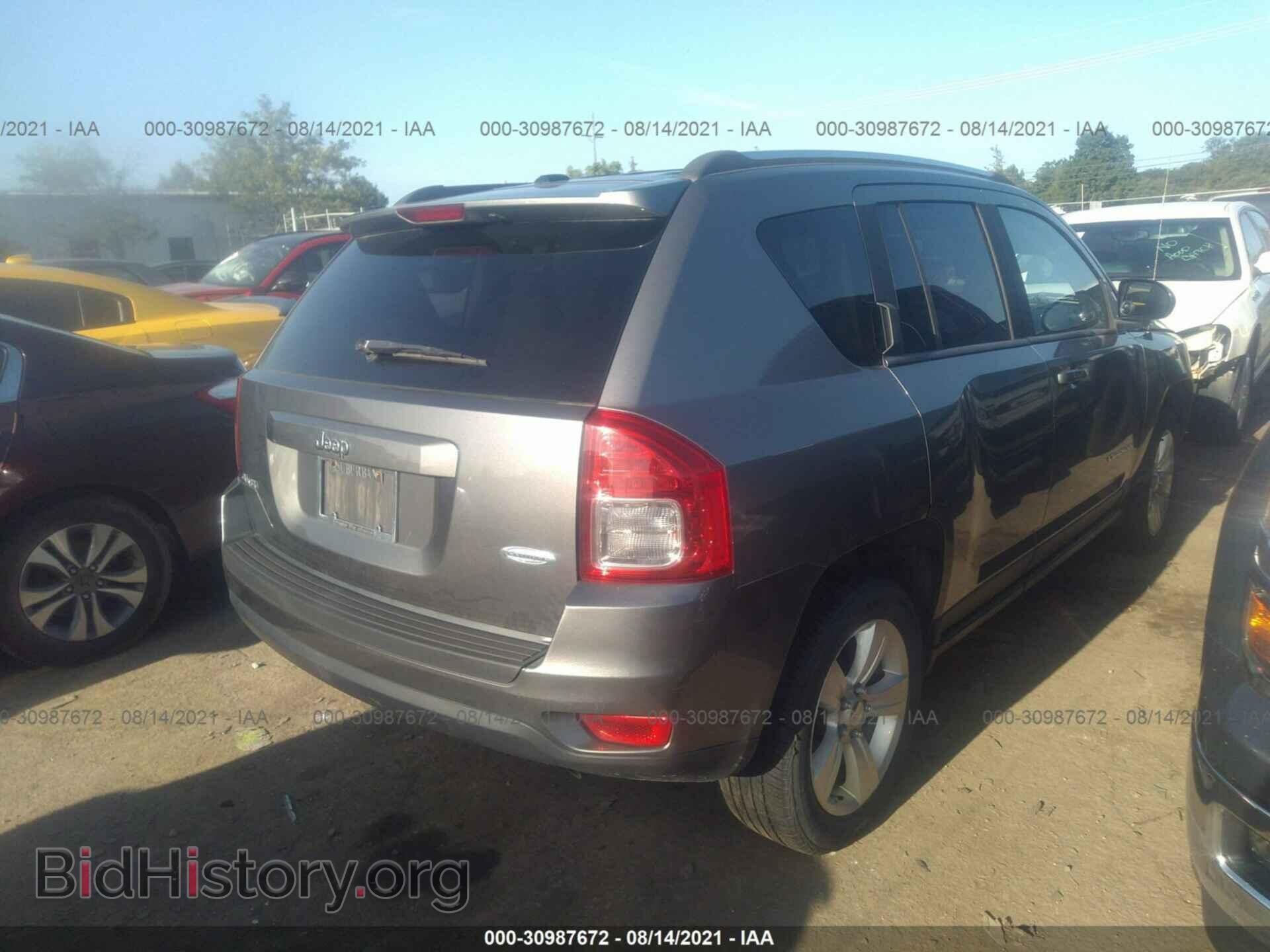 2011 JEEP COMPASS - VIN: 1J4NF1FB9BD266206 - Фото 4