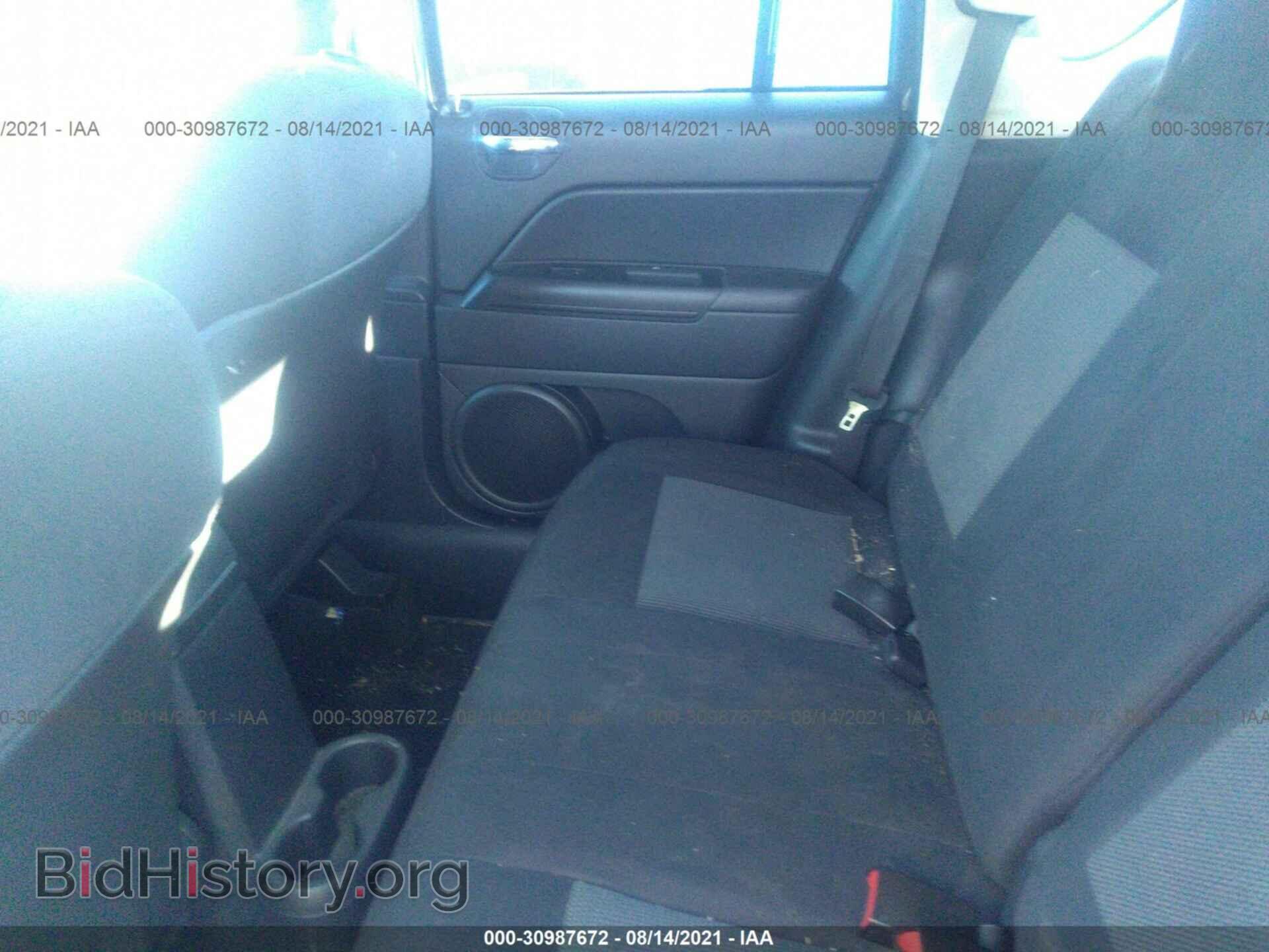2011 JEEP COMPASS - VIN: 1J4NF1FB9BD266206 - Фото 8