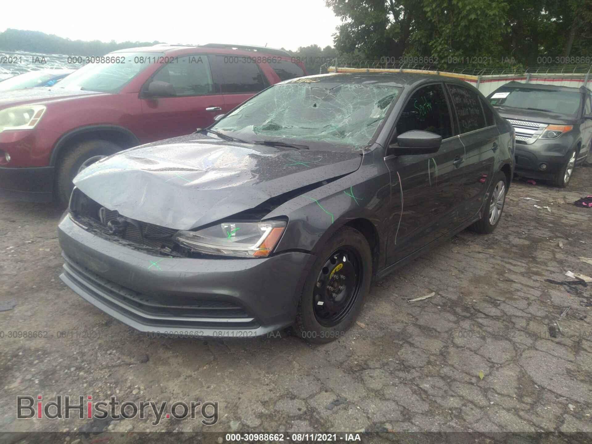 2017 VOLKSWAGEN JETTA - VIN: 3VW2B7AJ8HM404916 - Фото 2