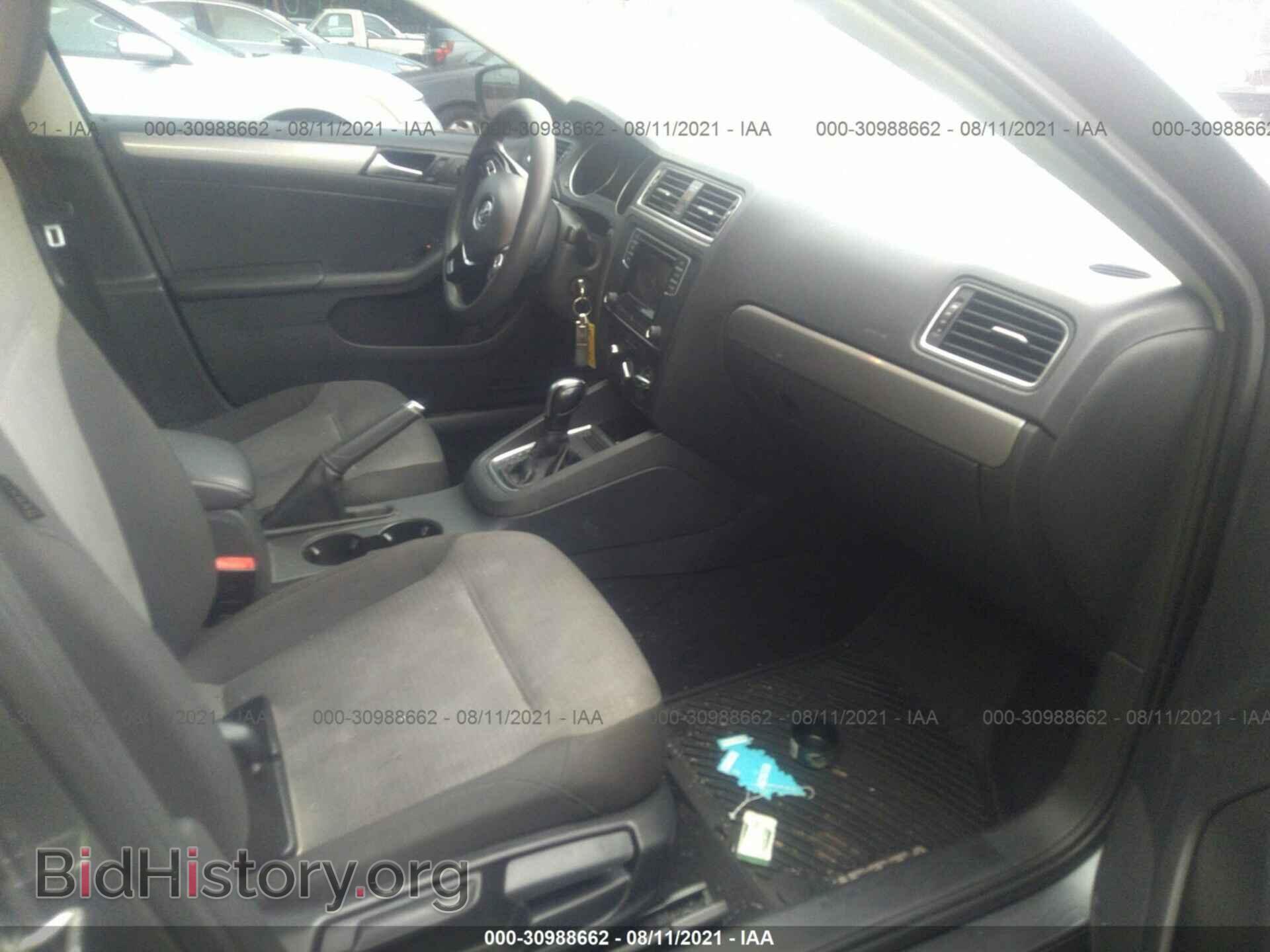 2017 VOLKSWAGEN JETTA - VIN: 3VW2B7AJ8HM404916 - Фото 5