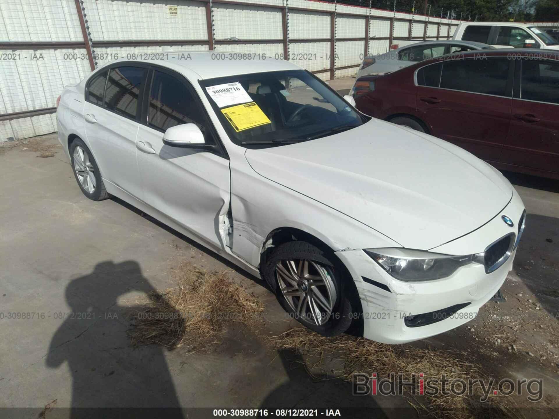 Photo WBA3A5C55CF344629 - BMW 3 SERIES 2012