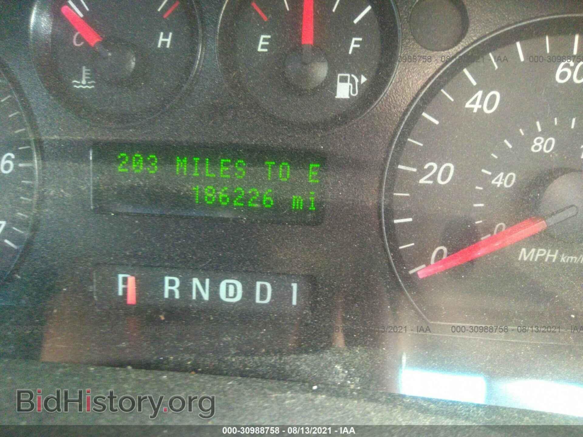 2006 FORD TAURUS - VIN: 1FAHP53U56A216557 - Фото 7