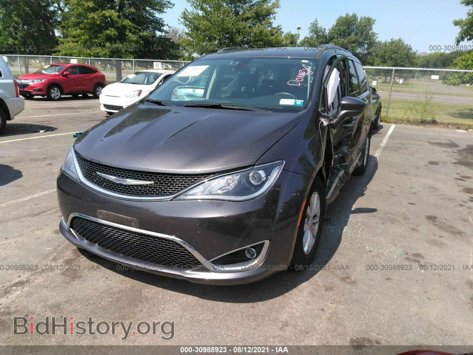 2019 CHRYSLER PACIFICA - VIN: 2C4RC1BG7KR738501 - Фото 2