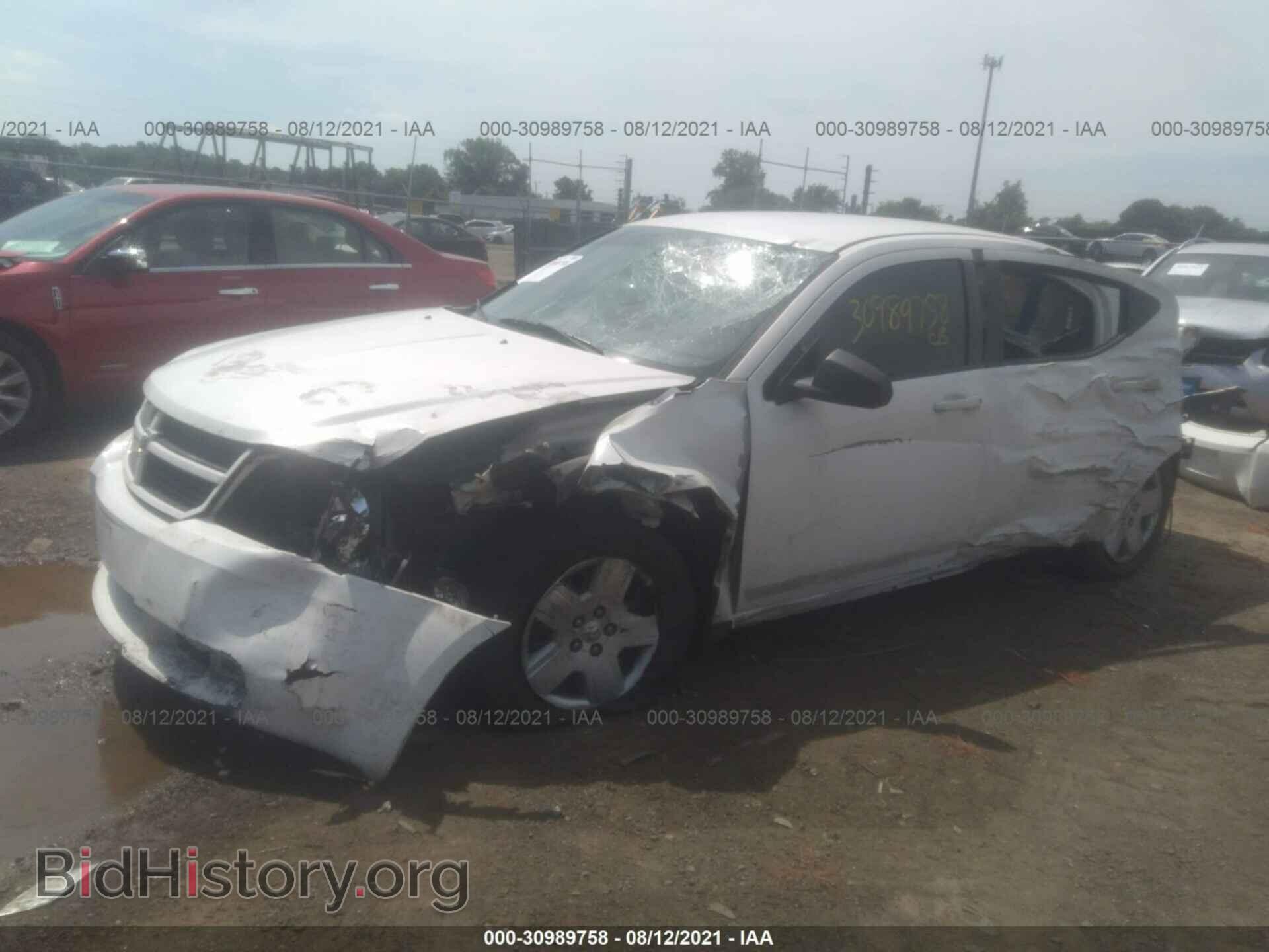 2010 DODGE AVENGER - VIN: 1B3CC4FB3AN215236 - Photo 2