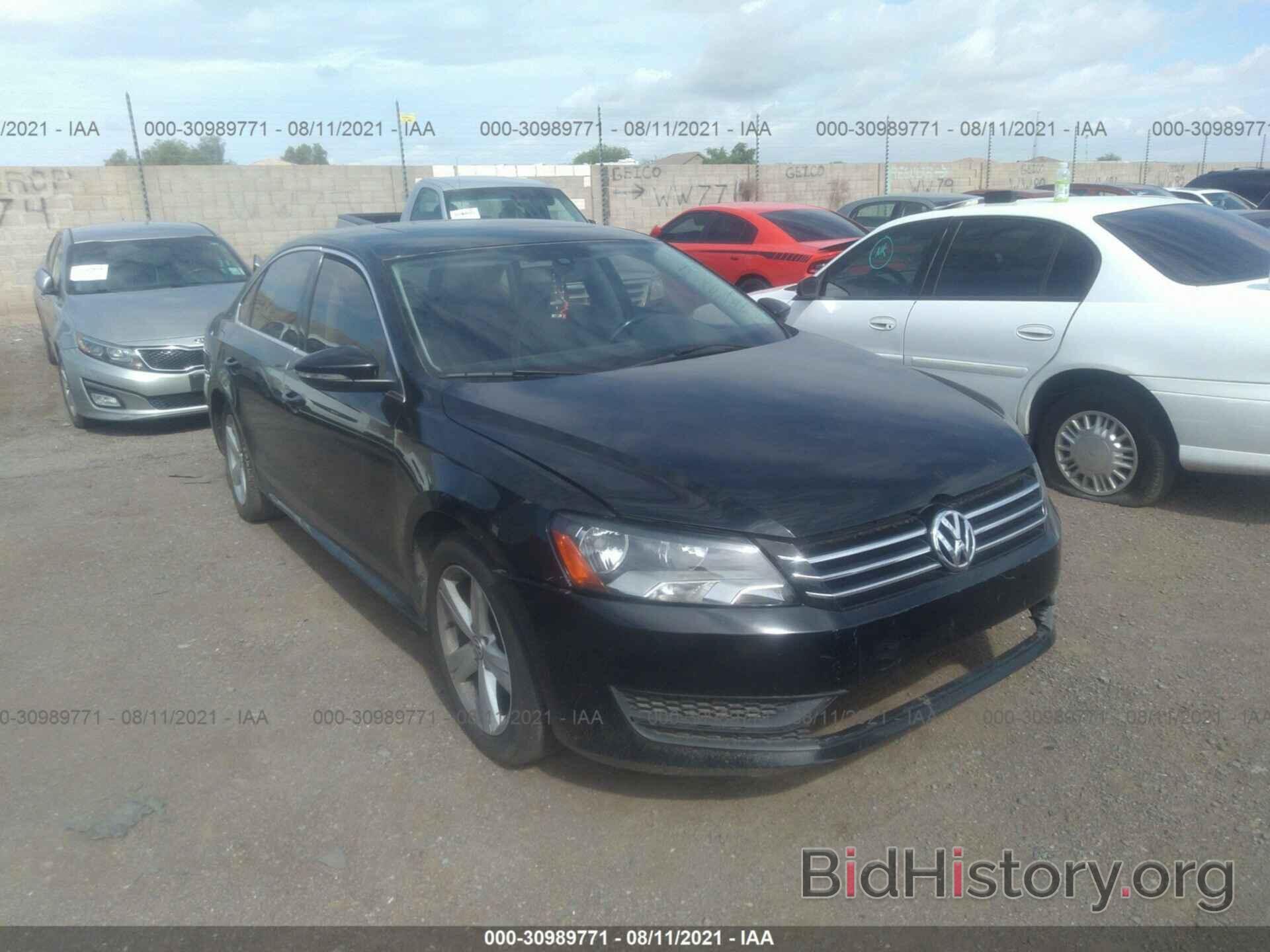 Photo 1VWBH7A32CC091324 - VOLKSWAGEN PASSAT 2012