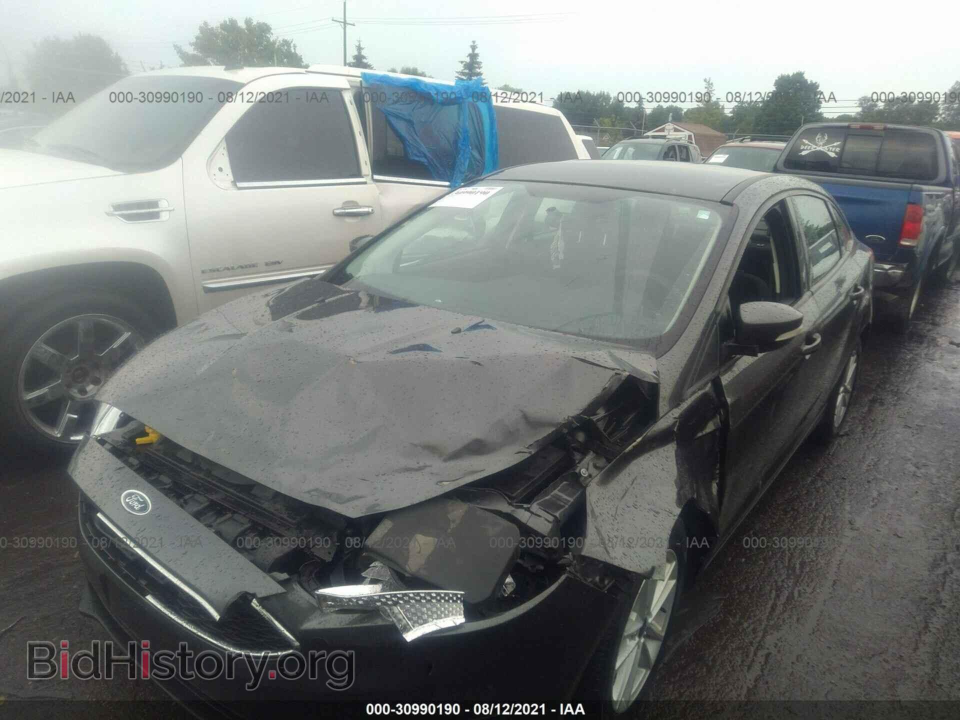 2017 FORD FOCUS - VIN: 1FADP3F27HL340124 - Фото 2