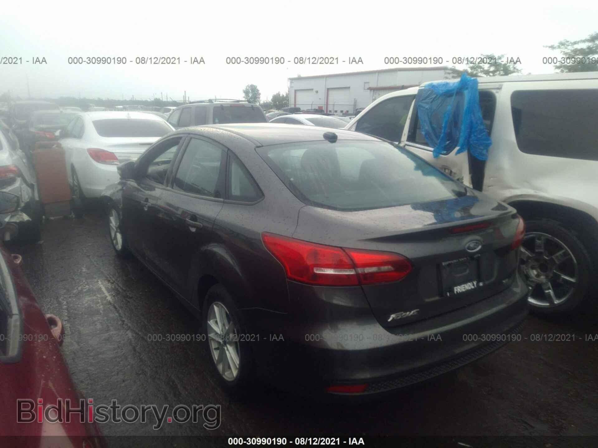 2017 FORD FOCUS - VIN: 1FADP3F27HL340124 - Фото 3