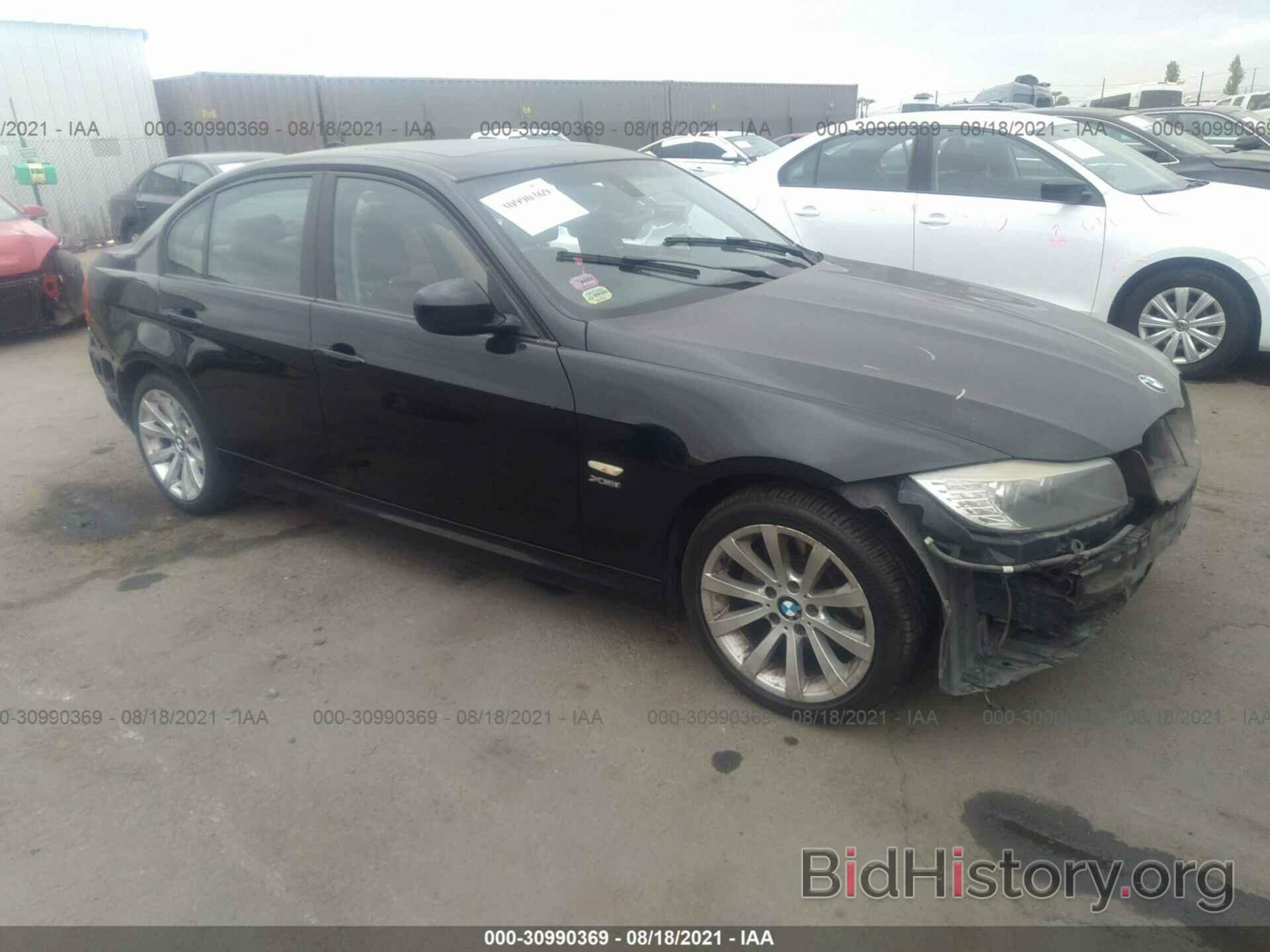 Photo WBAPK5G58BNN27665 - BMW 3 SERIES 2011