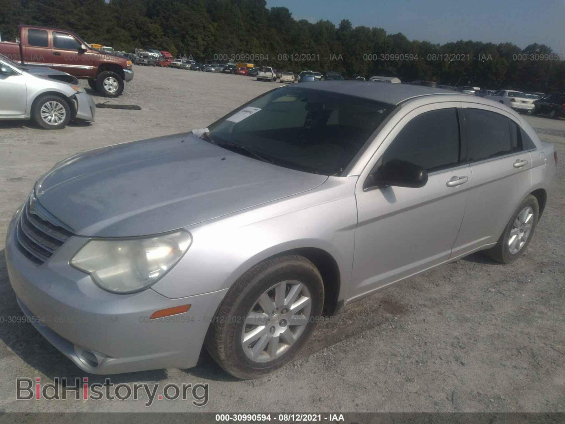 2010 CHRYSLER SEBRING - VIN: 1C3CC4FB1AN201385 - Фото 2