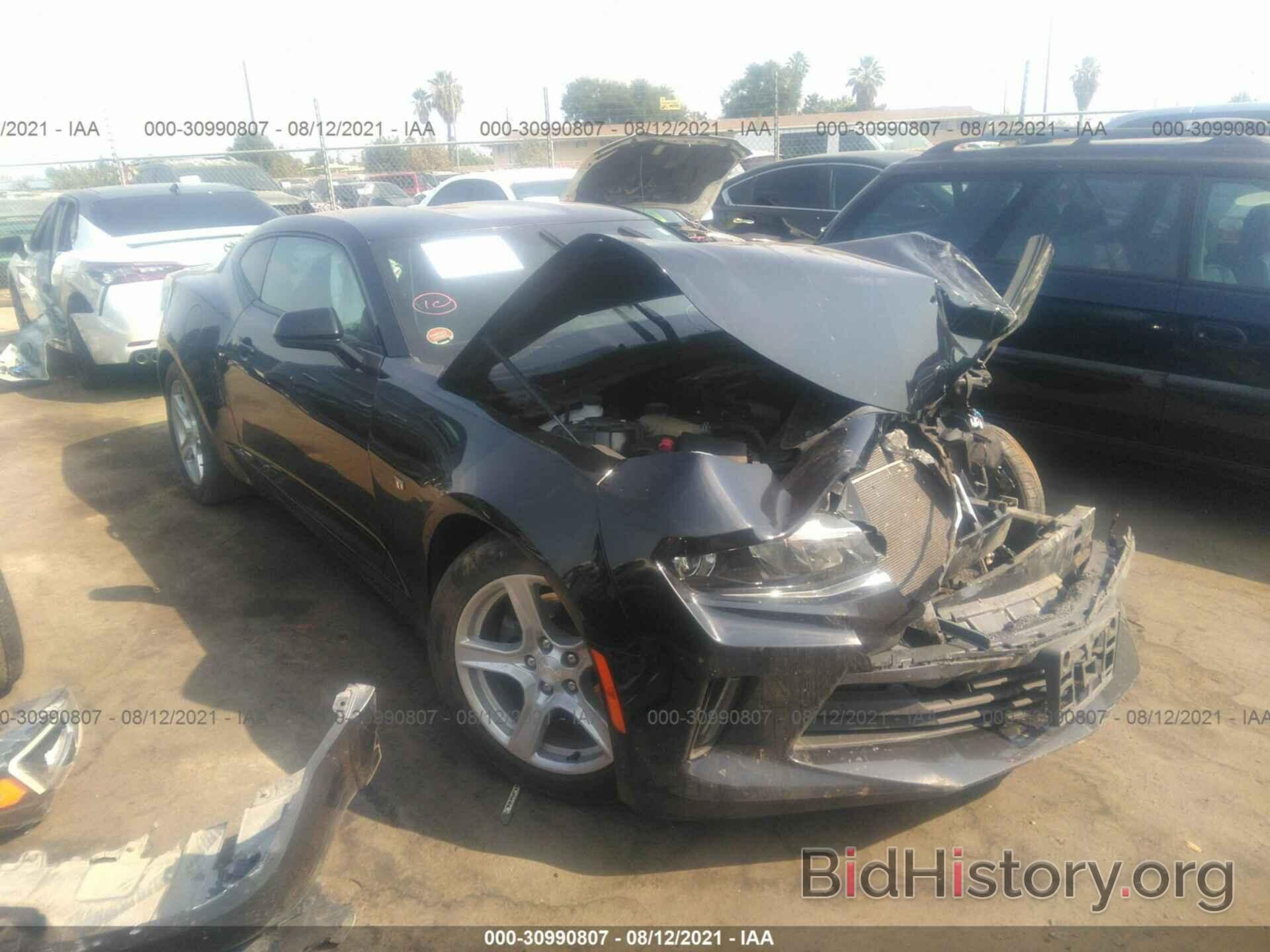 Photo 1G1FB1RX2J0179369 - CHEVROLET CAMARO 2018