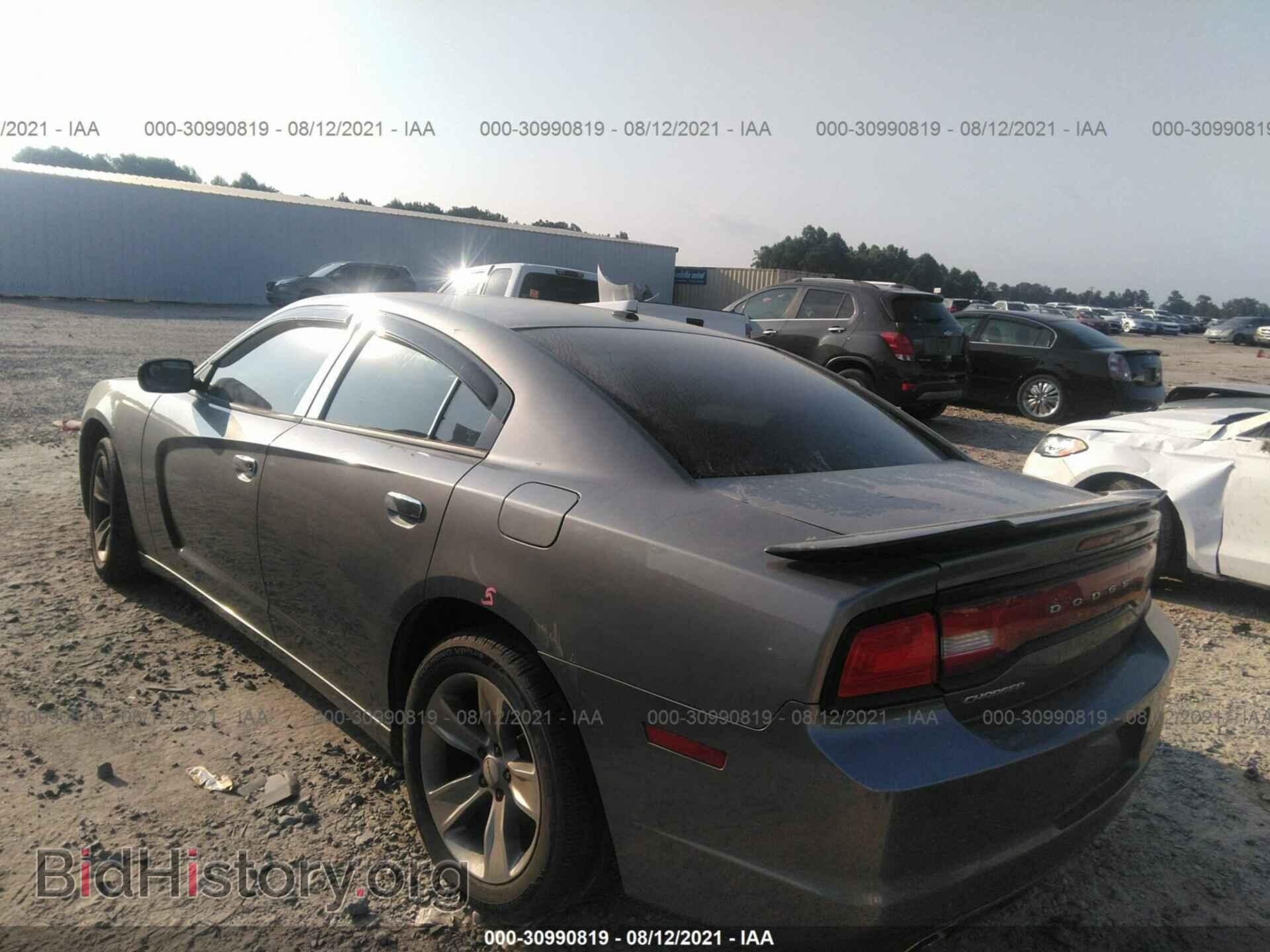 2011 DODGE CHARGER - VIN: 2B3CL3CG1BH584181 - Фото 3