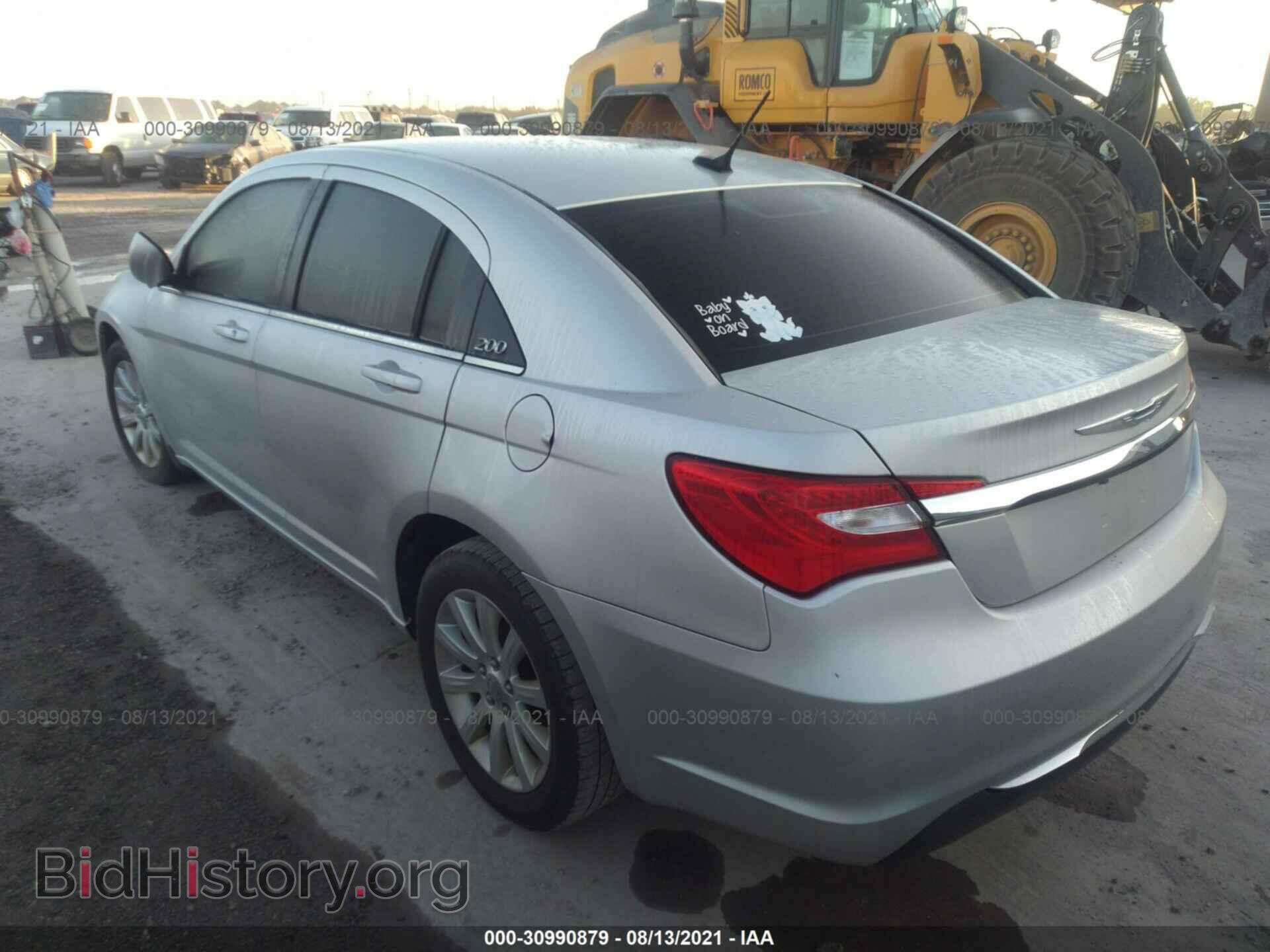 2012 CHRYSLER 200 - VIN: 1C3CCBBB9CN235121 - Фото 3