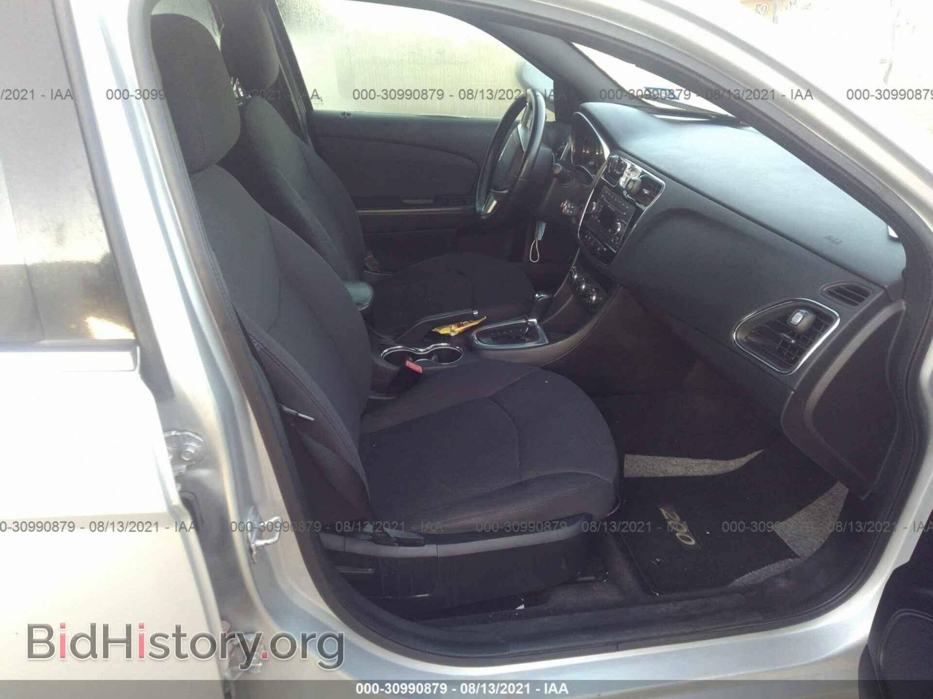 2012 CHRYSLER 200 - VIN: 1C3CCBBB9CN235121 - Фото 5