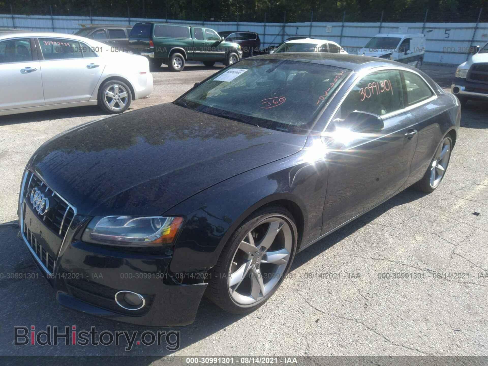 2011 AUDI A5 - VIN: WAUVFAFR3BA020494 - Фото 2