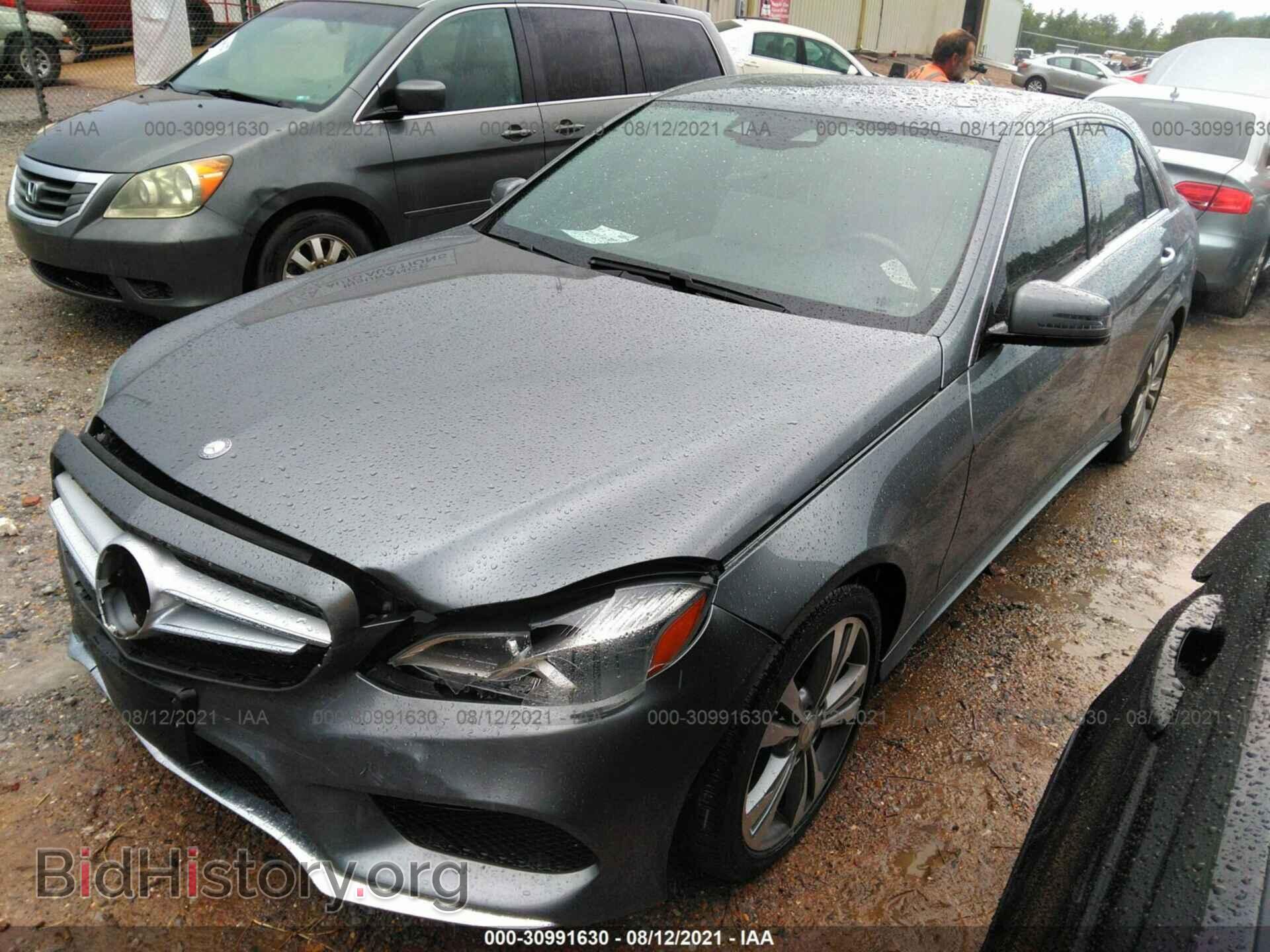 2016 MERCEDES-BENZ E-CLASS - VIN: WDDHF5KB9GB252153 - Фото 2