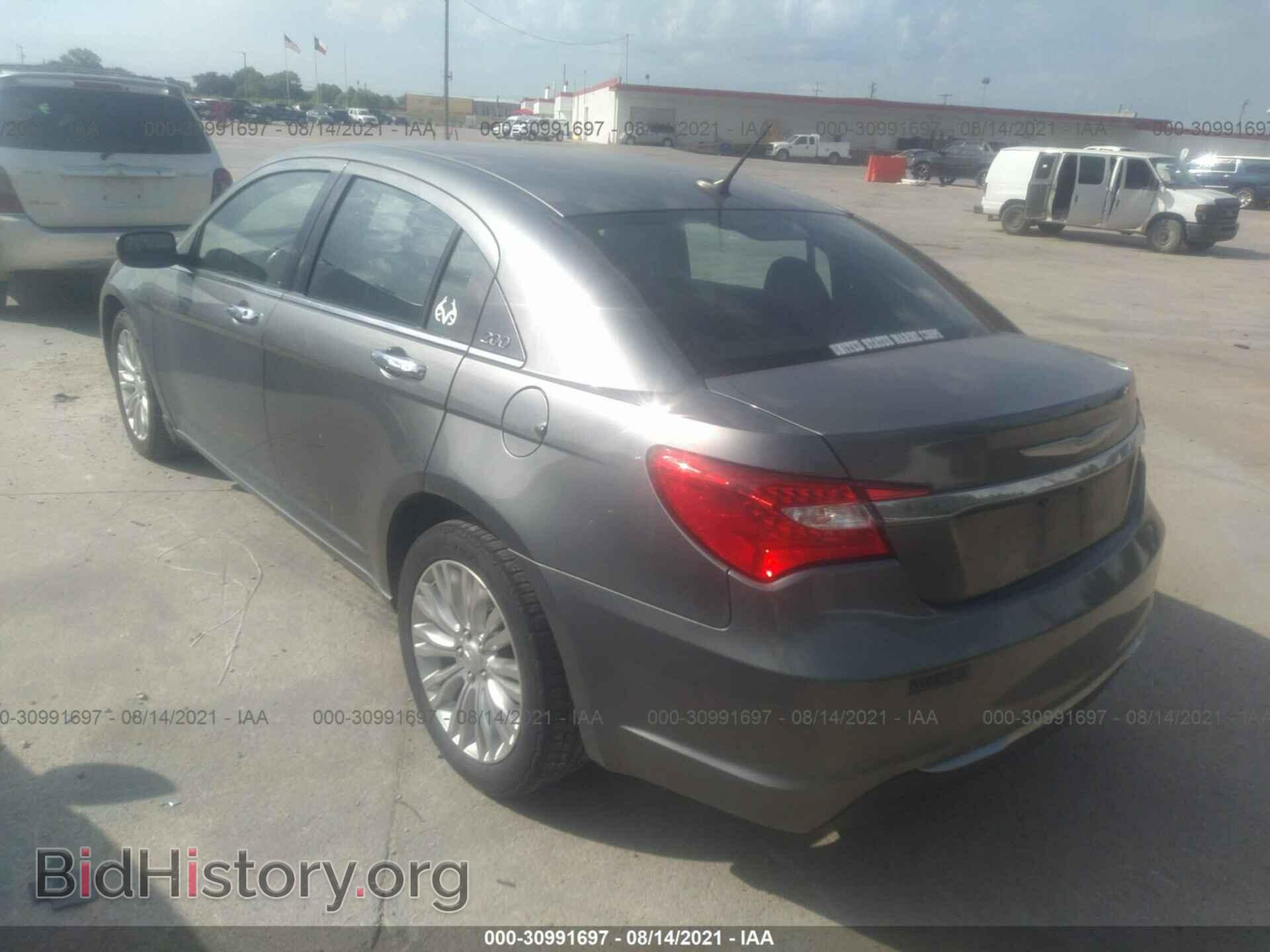 2012 CHRYSLER 200 - VIN: 1C3CCBCG5CN161237 - Фото 3
