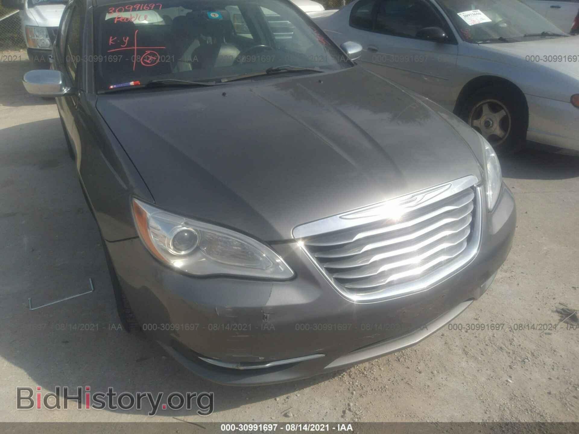 2012 CHRYSLER 200 - VIN: 1C3CCBCG5CN161237 - Фото 6