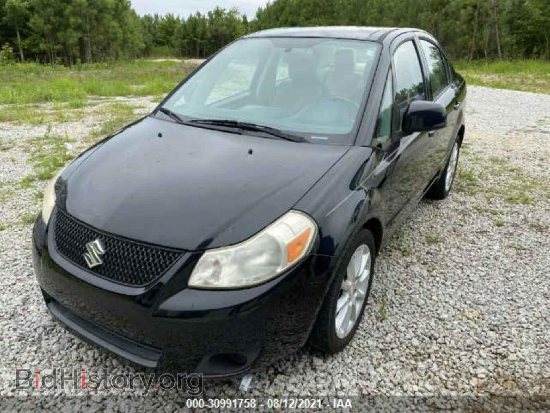 2011 SUZUKI SX4 - VIN: JS2YC5A24B6300170 - Photo 2