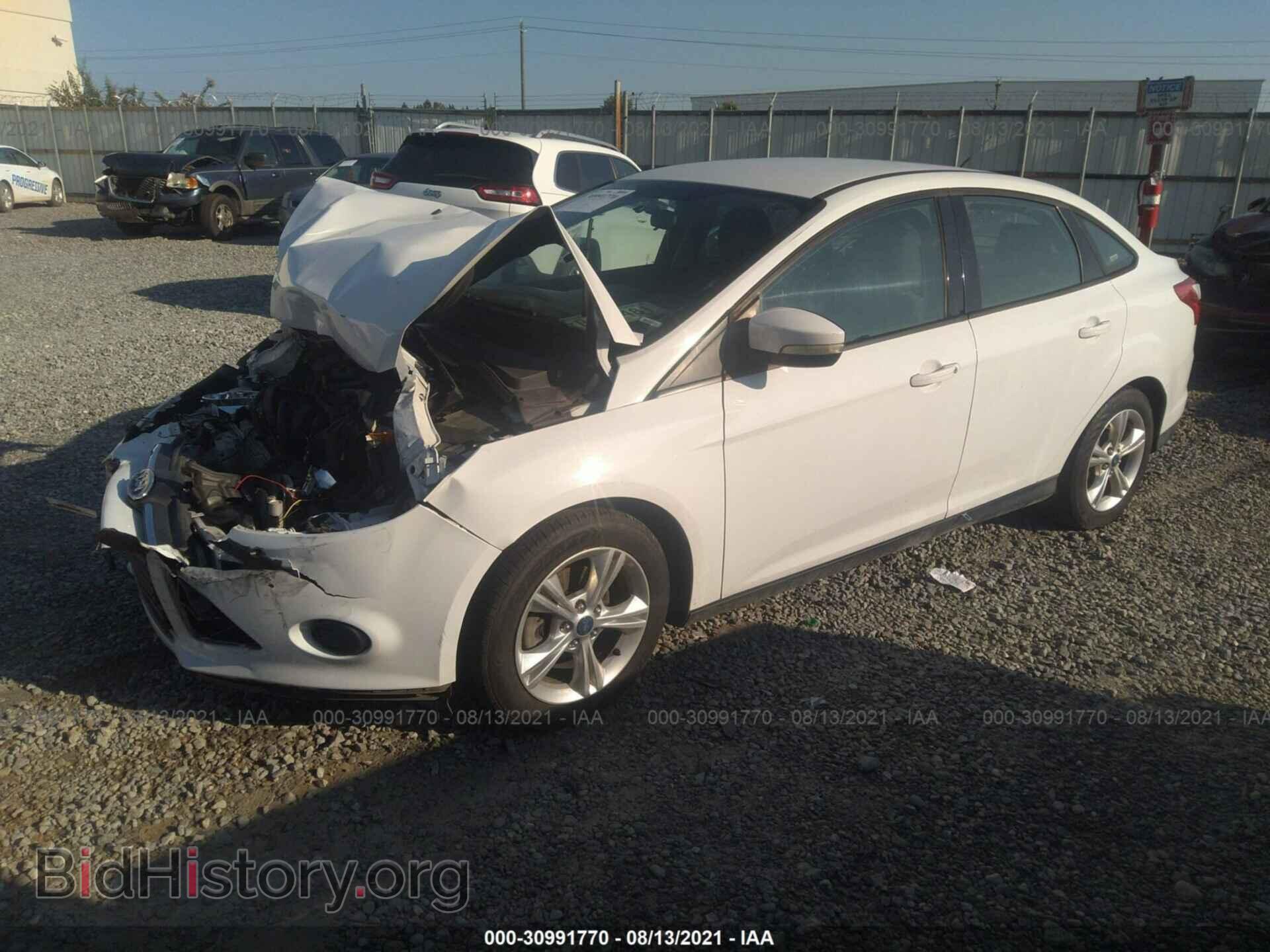 2013 FORD FOCUS - VIN: 1FADP3F26DL266737 - Фото 2
