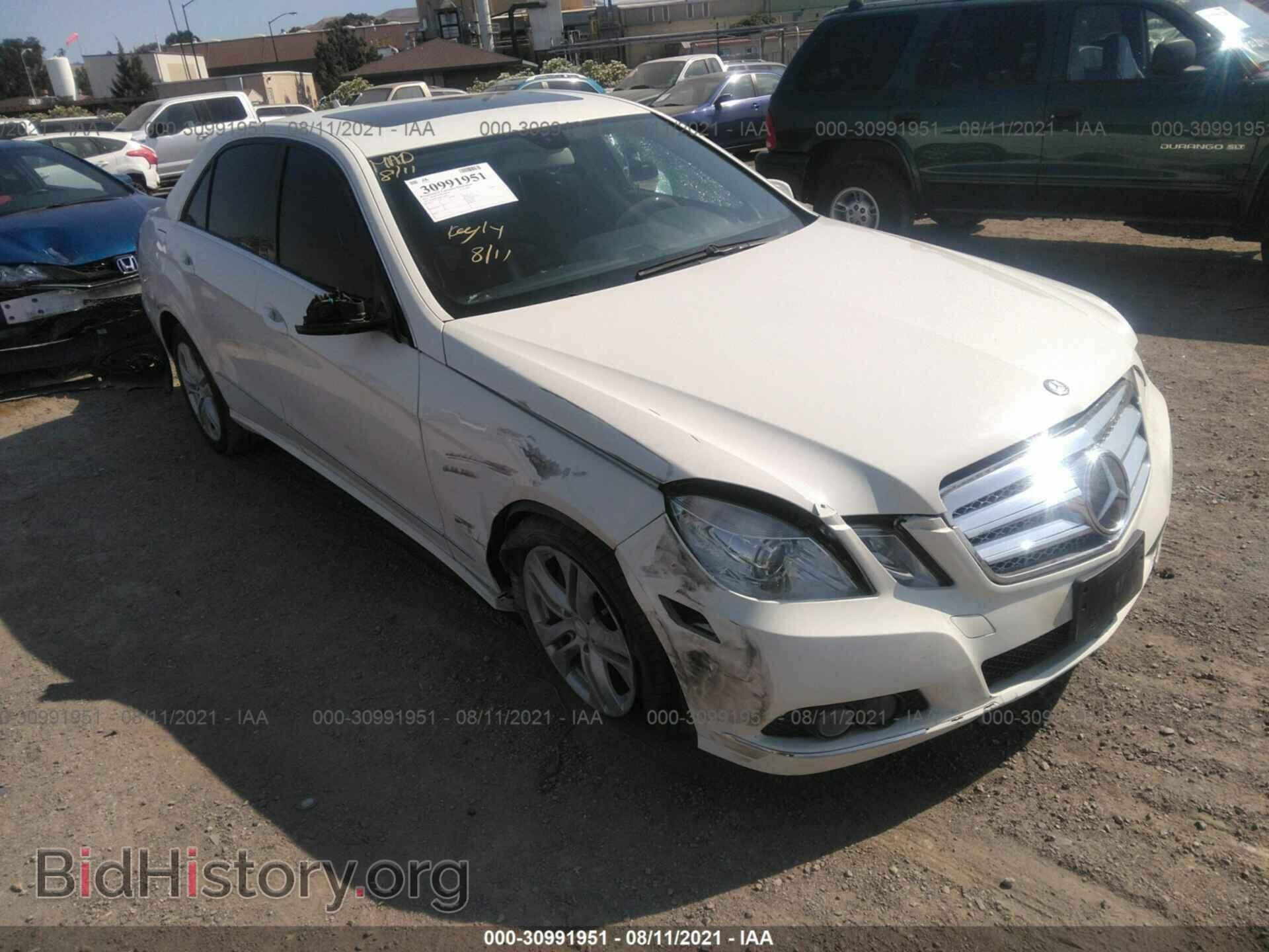 Photo WDDHF5GB4BA296214 - MERCEDES-BENZ E-CLASS 2011