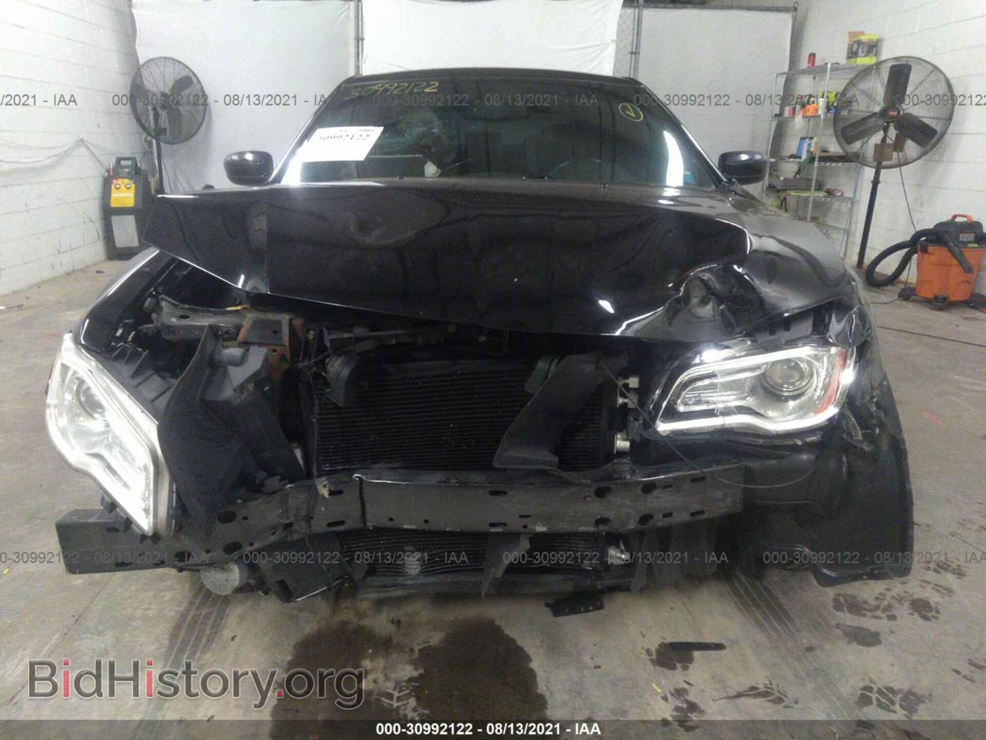 2014 CHRYSLER 300 - VIN: 2C3CCAAG4EH335744 - Фото 6