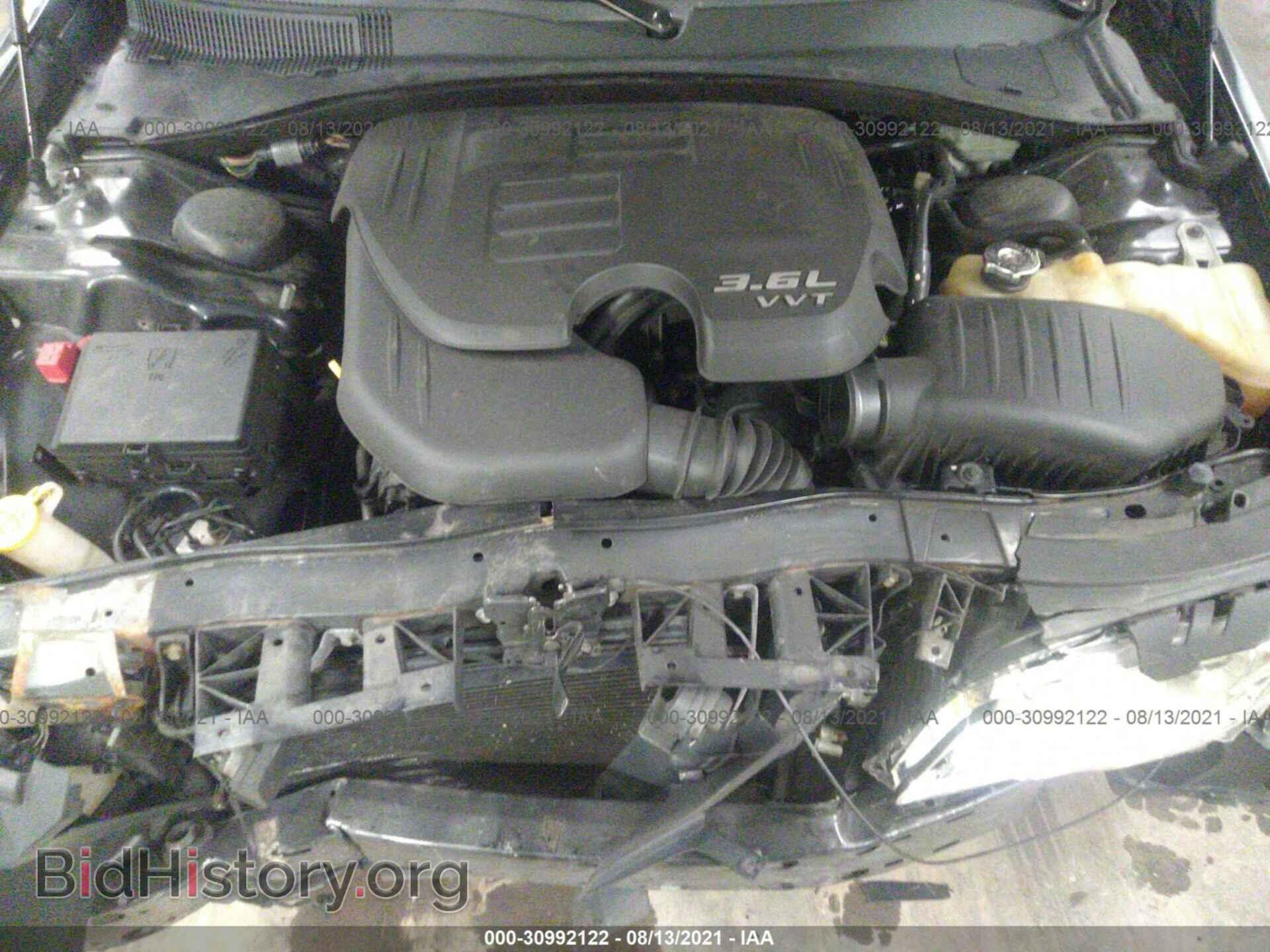 2014 CHRYSLER 300 - VIN: 2C3CCAAG4EH335744 - Фото 10