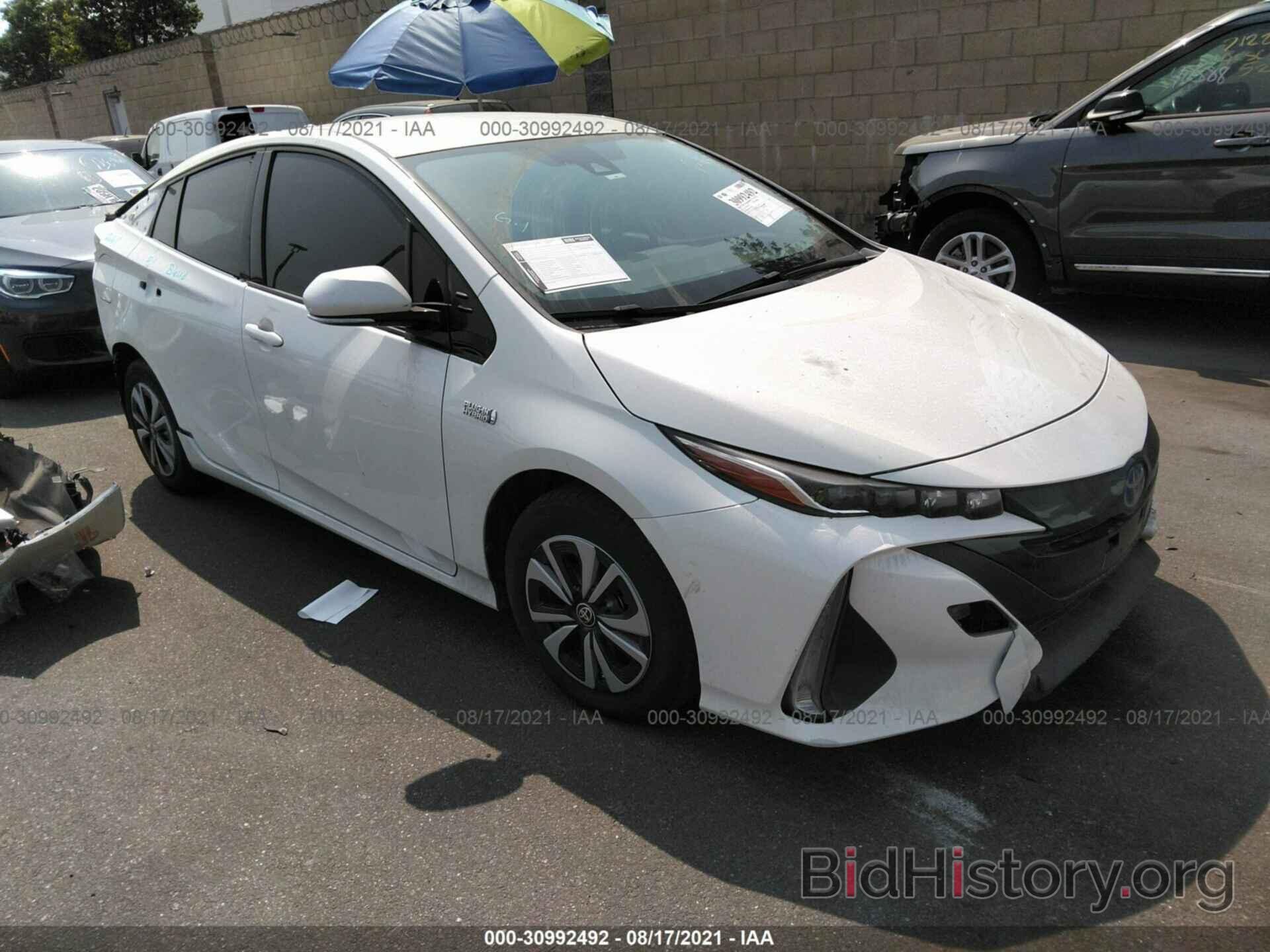 Photo JTDKARFP9H3022281 - TOYOTA PRIUS PRIME 2017