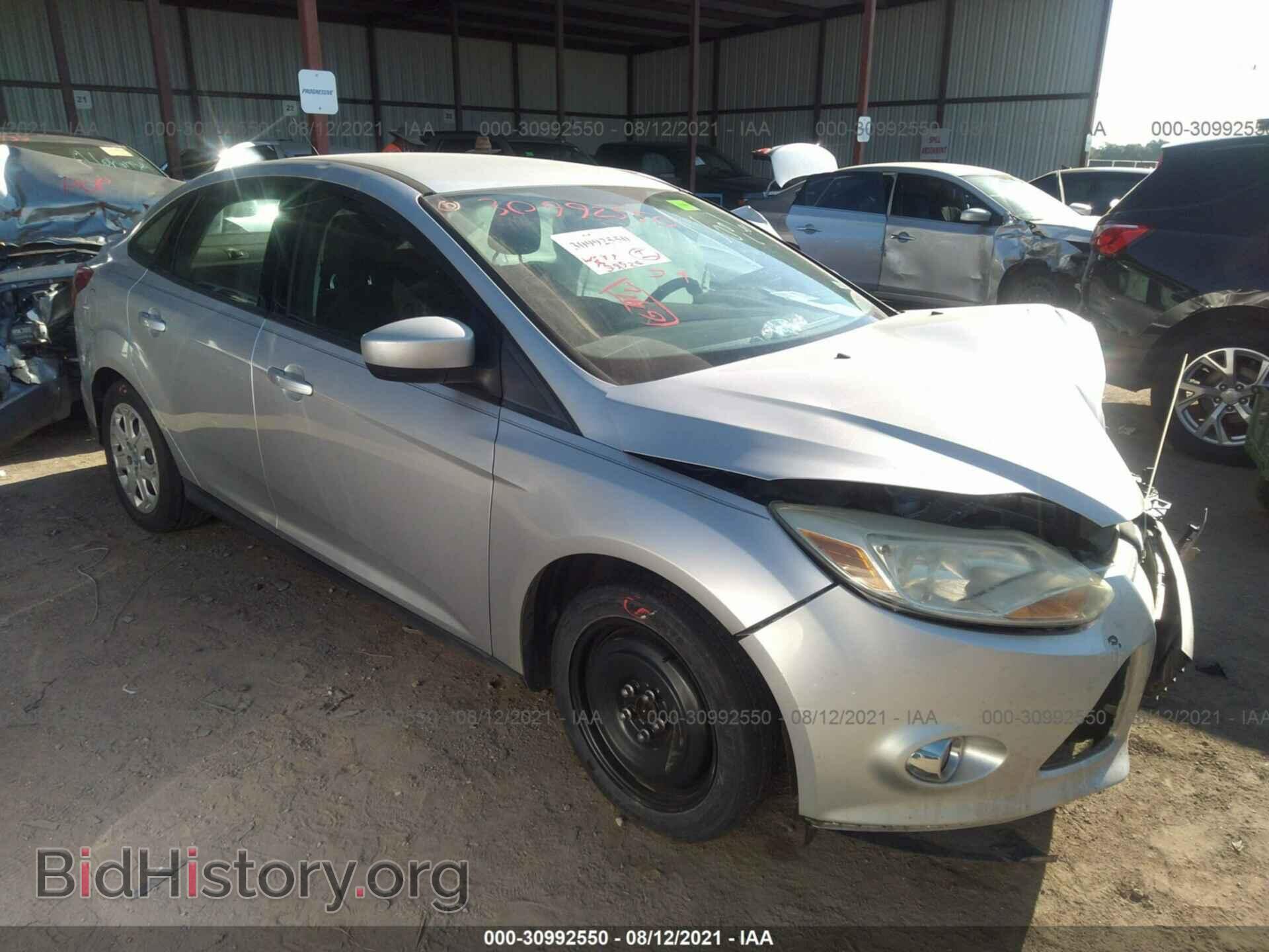 Photo 1FAHP3F24CL179760 - FORD FOCUS 2012