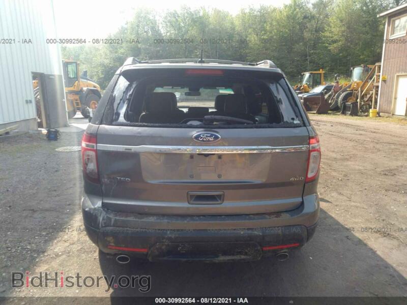 2011 Ford EXPLORER (VIN 1FMHK8F8XBGA47731) — фото 6 из 11
