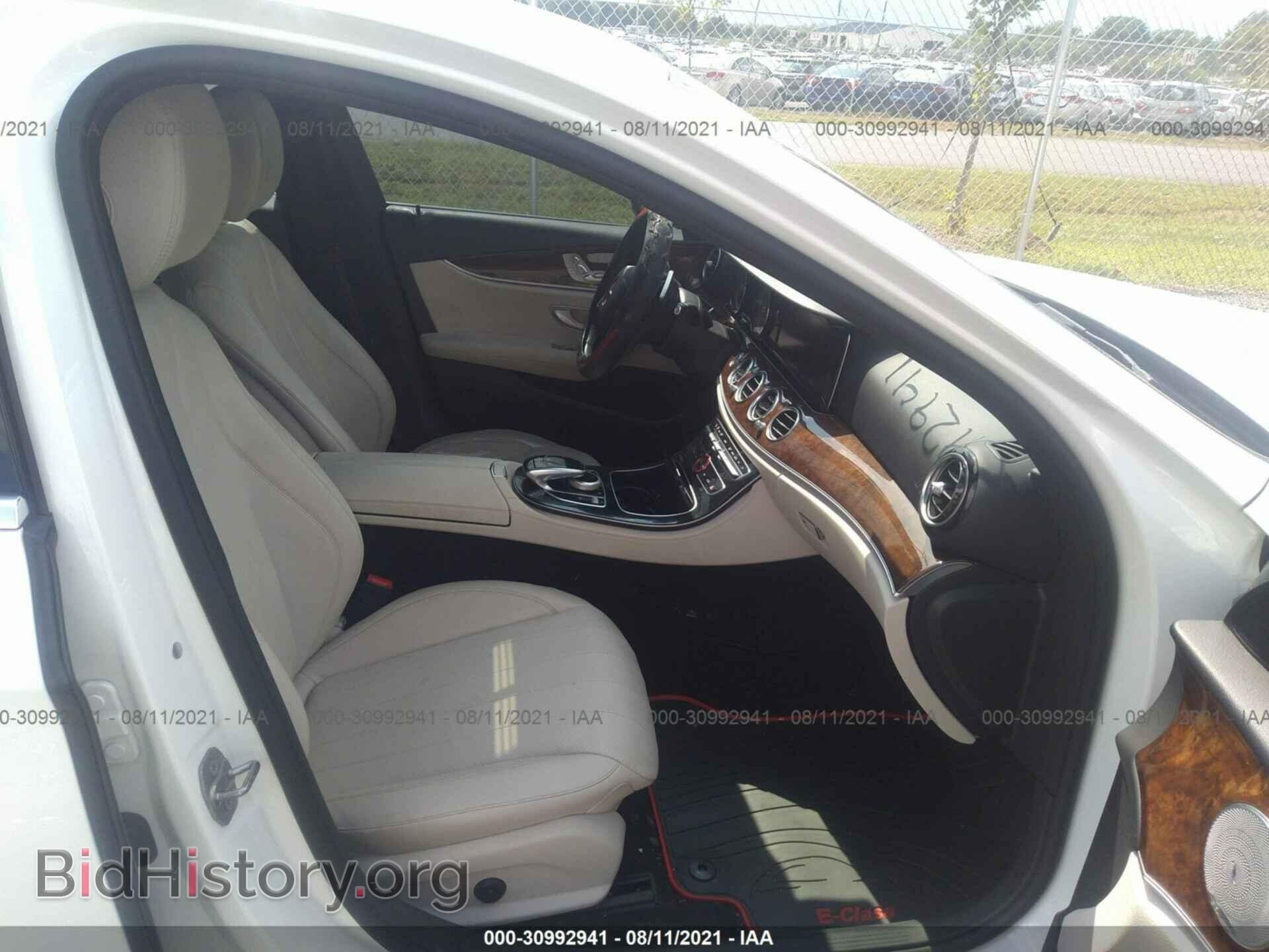2017 MERCEDES-BENZ E-CLASS - VIN: WDDZF4KB3HA068168 - Фото 5