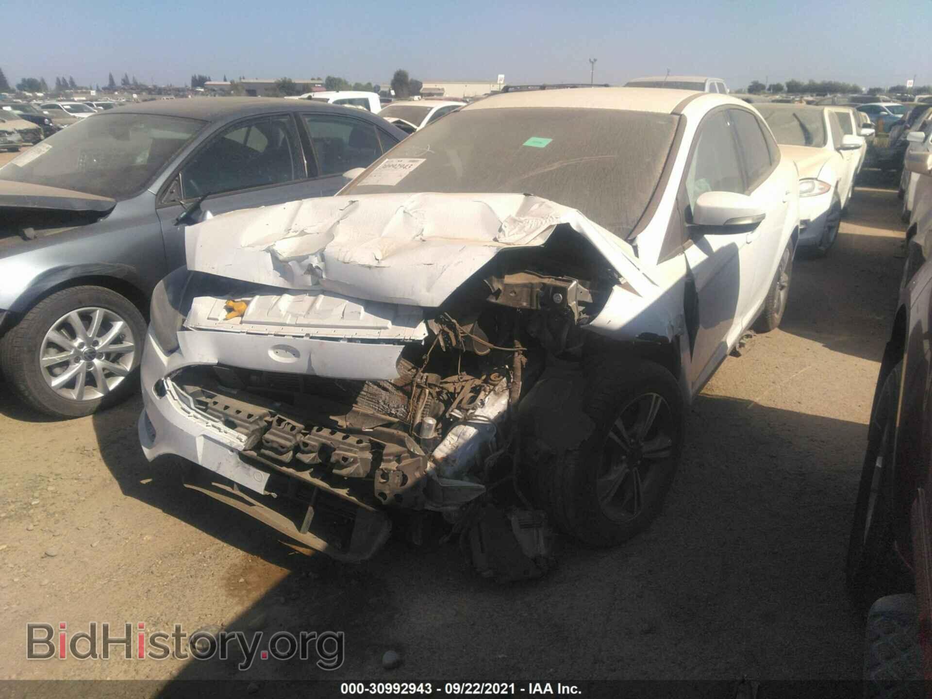 2017 FORD FOCUS - VIN: 1FADP3FE0HL308674 - Фото 2