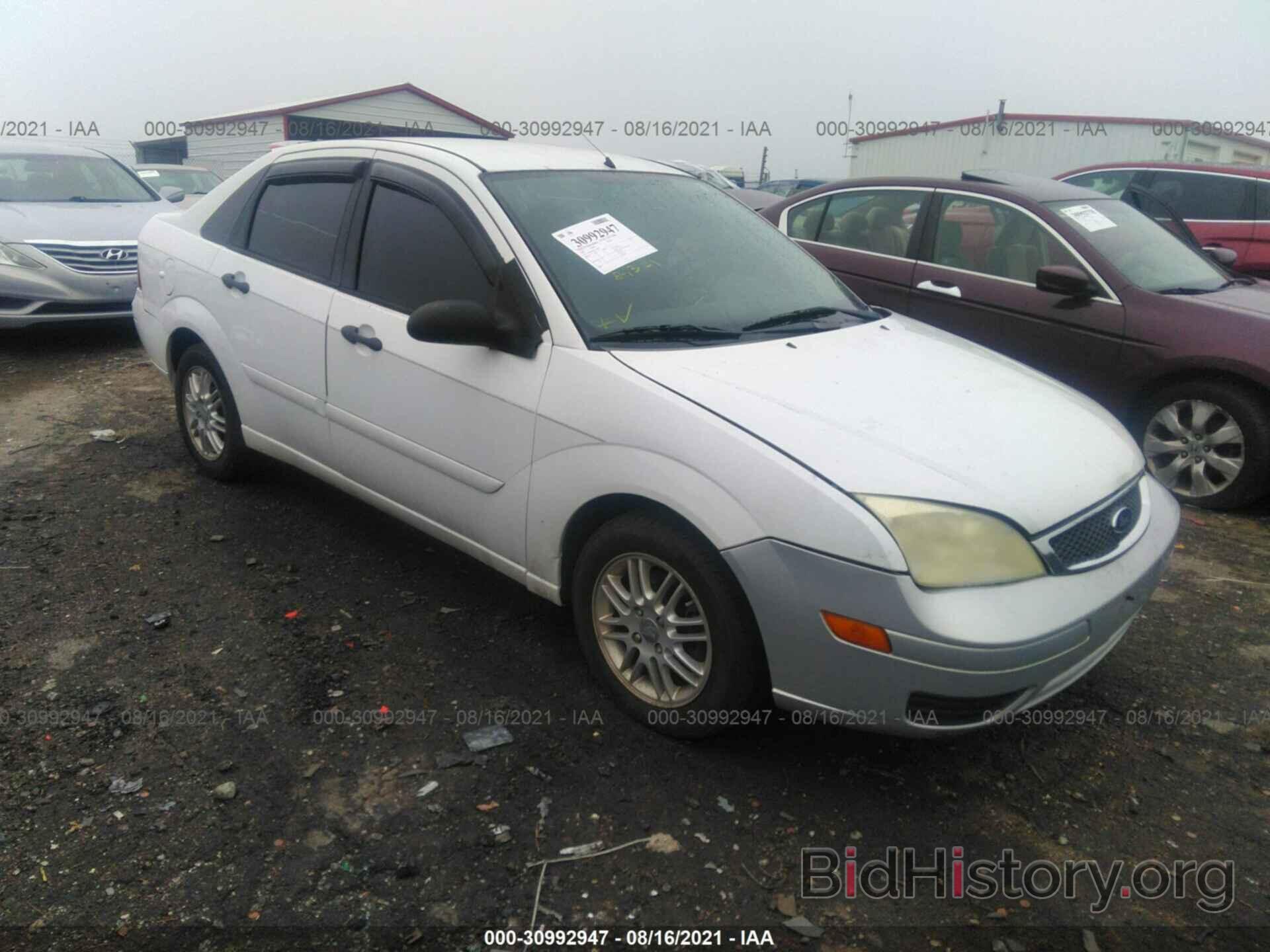 Photo 1FAFP34N26W252986 - FORD FOCUS 2006