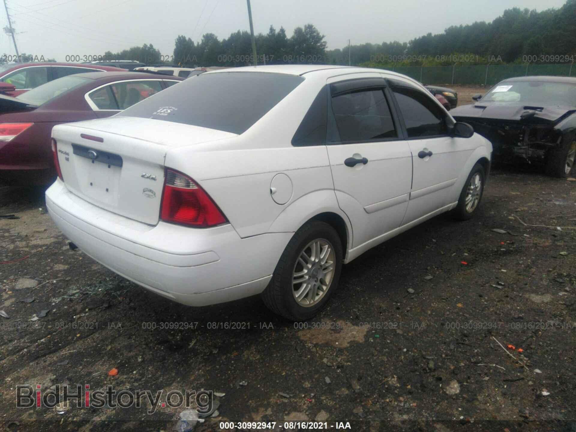 2006 FORD FOCUS - VIN: 1FAFP34N26W252986 - Фото 4