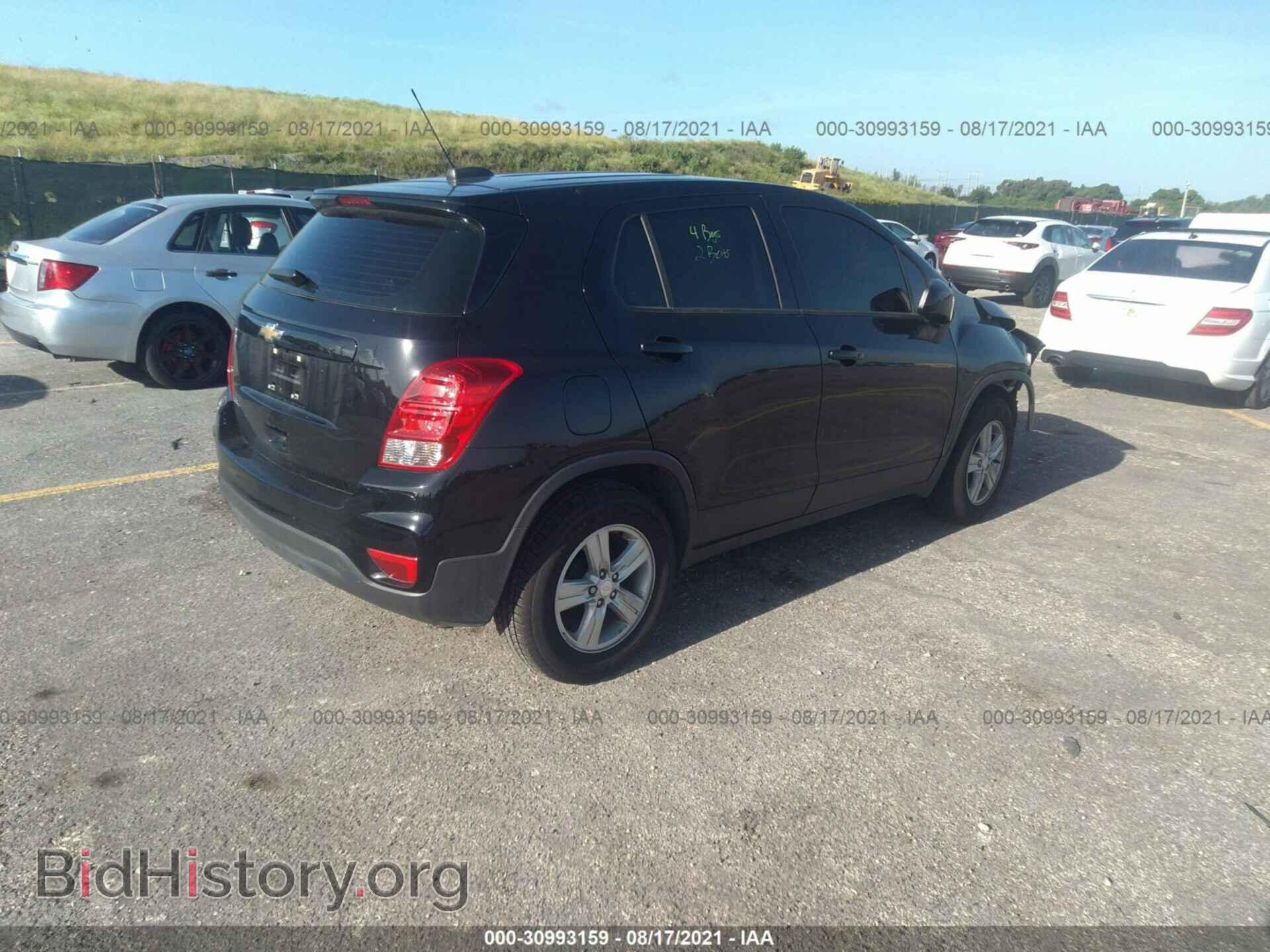 2019 CHEVROLET TRAX - VIN: 3GNCJKSB3KL269515 - Photo 4