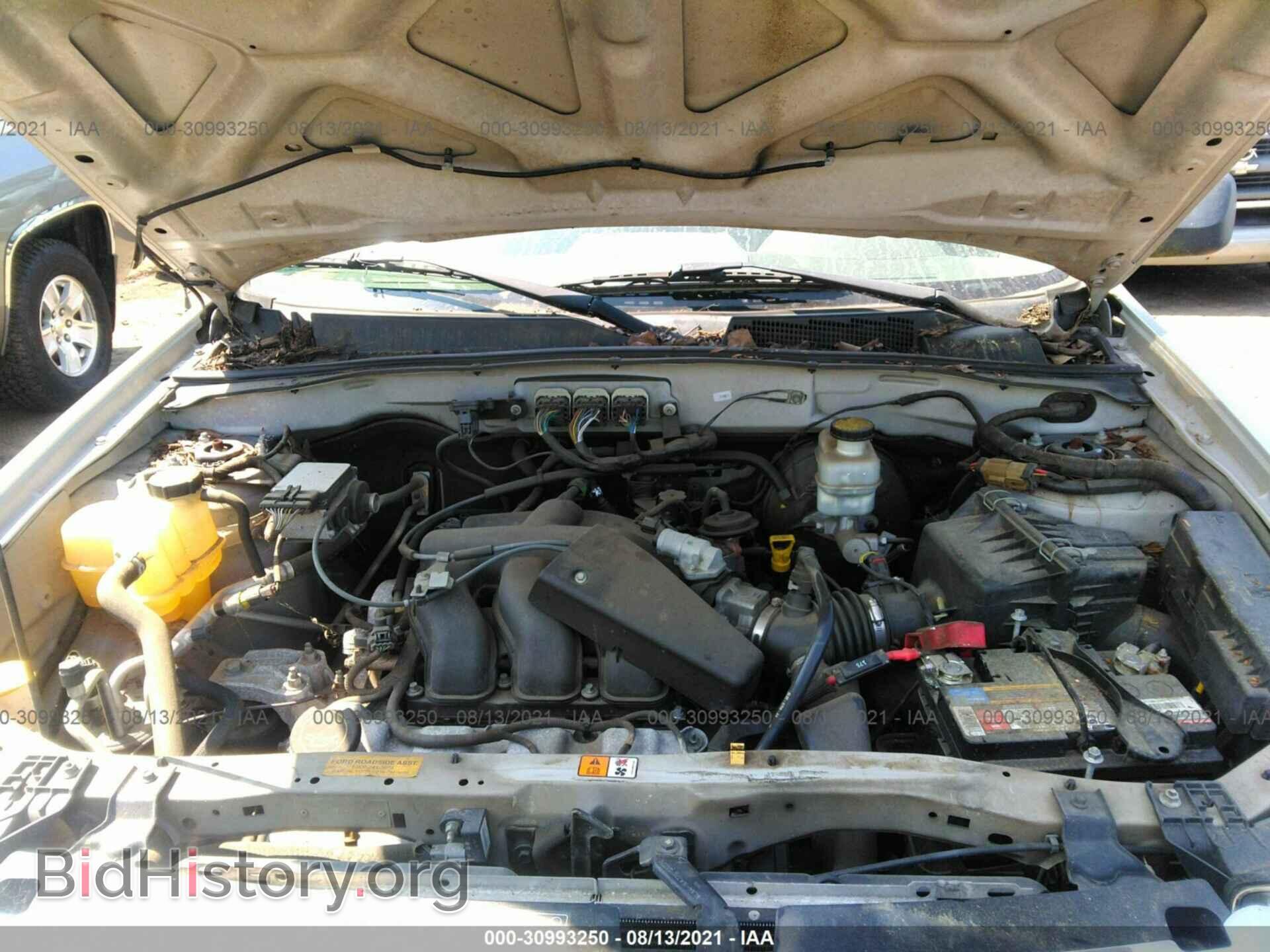 2008 FORD ESCAPE - VIN: 1FMCU03158KB77497 - Фото 10